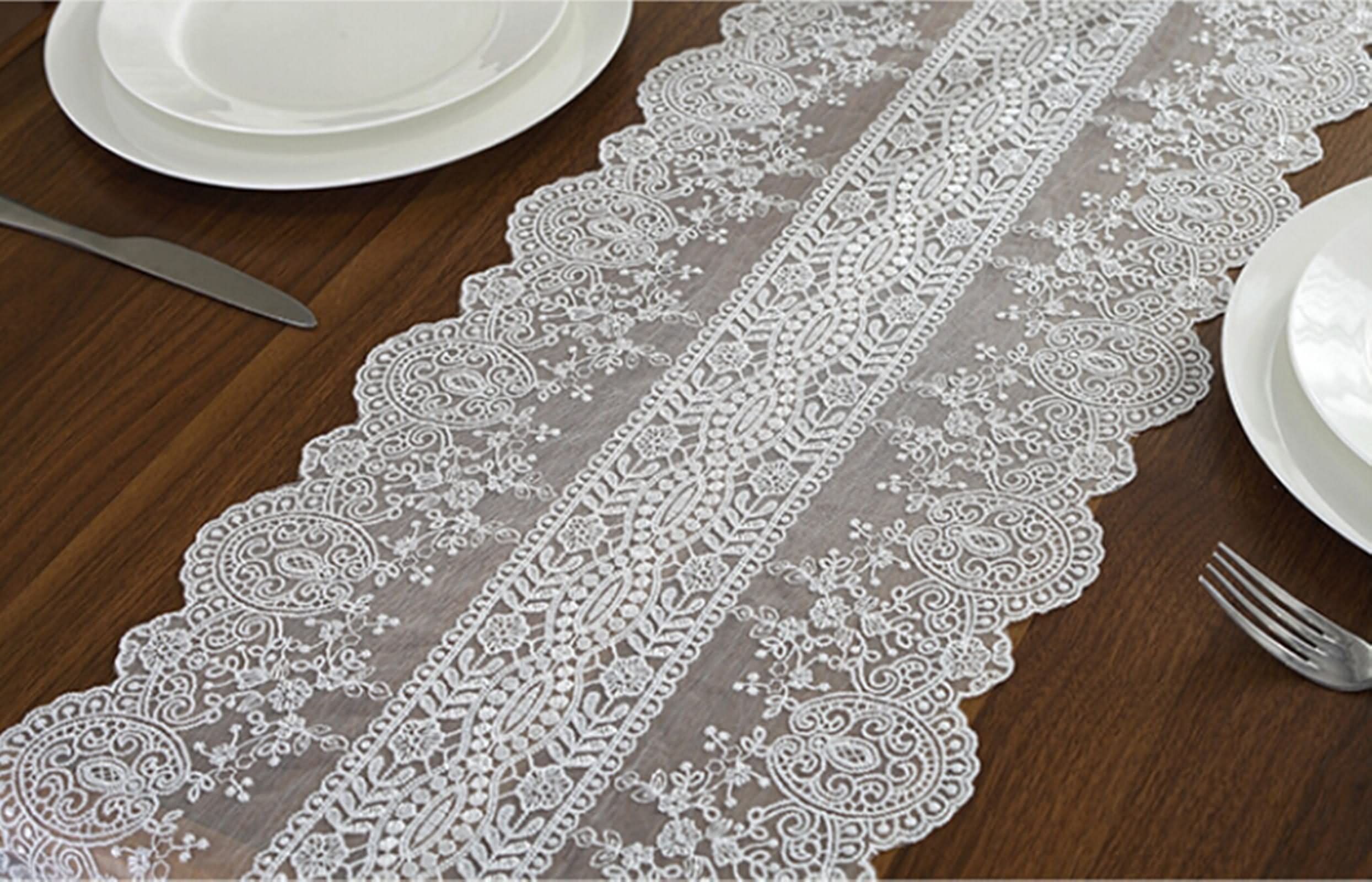 Tischläufer Herbst, Tischtuch Abwaschbar aus Polyester Dreieckige Spitzenblattblumenstickerei Weiß 30x280CM für Partys Abendessen