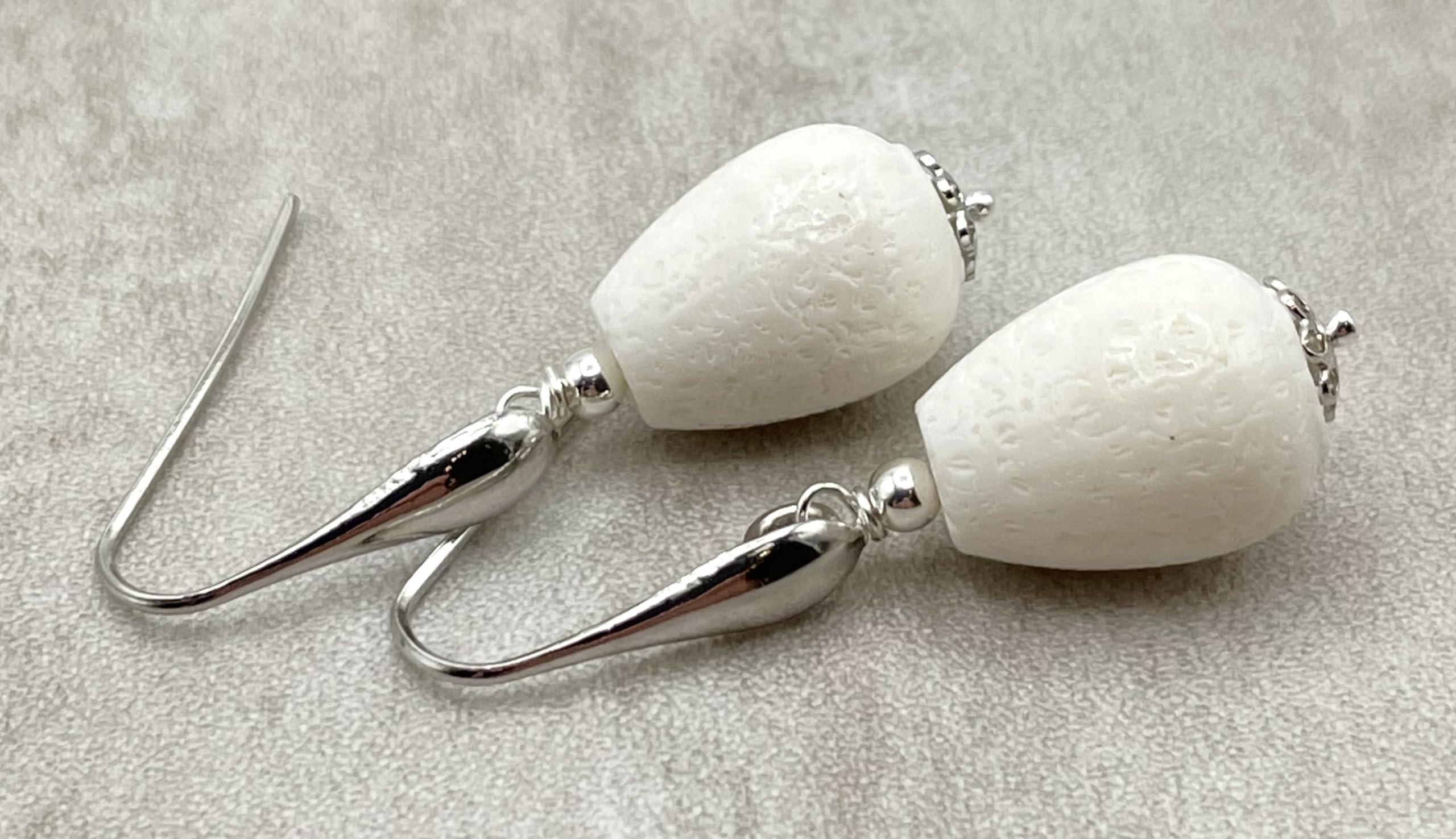 Orecchini in Corallo Bianco, Pendenti con Gocce Piccole, Argento 925, Gioielli Estate, Bijoux Classici, Made in Italy, Regalo
