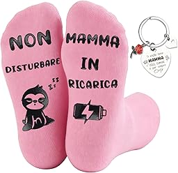 Walkinbear Festa Della Mamma Idee Regalo Set- Calzini Antiscivolo con Frasi Simpatiche e Portachiavi Inciso, Idea Regalo Festa Della Mamma, Compleanno O Anniversario per Moglie Nonna Sorella Amica