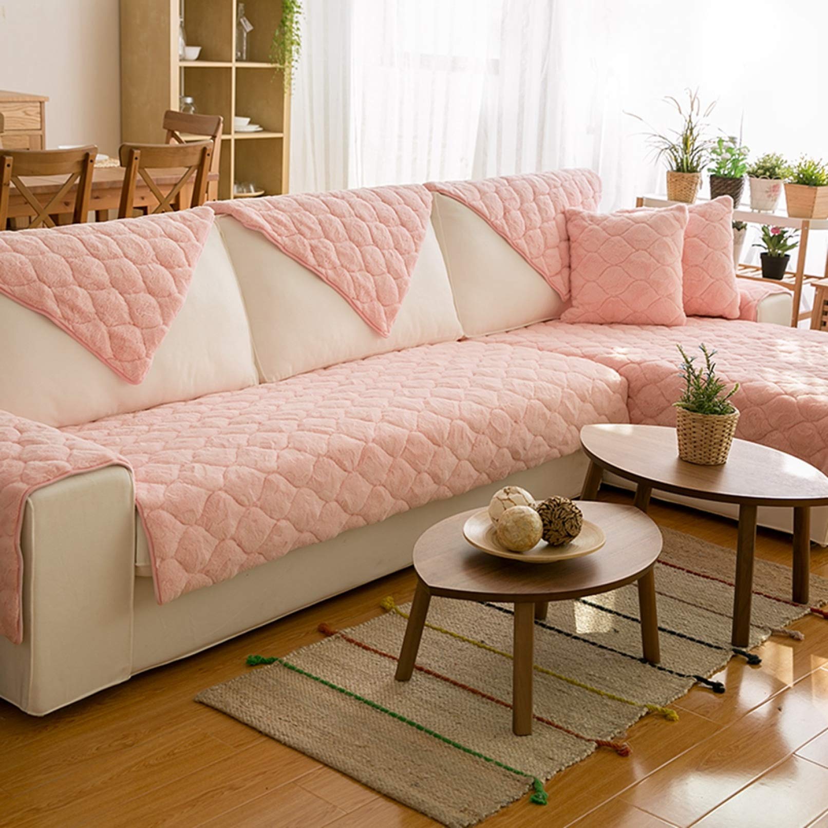 Amazon｜ソファーカバー キルティングト リーフ柄 70*210cm フリル付き