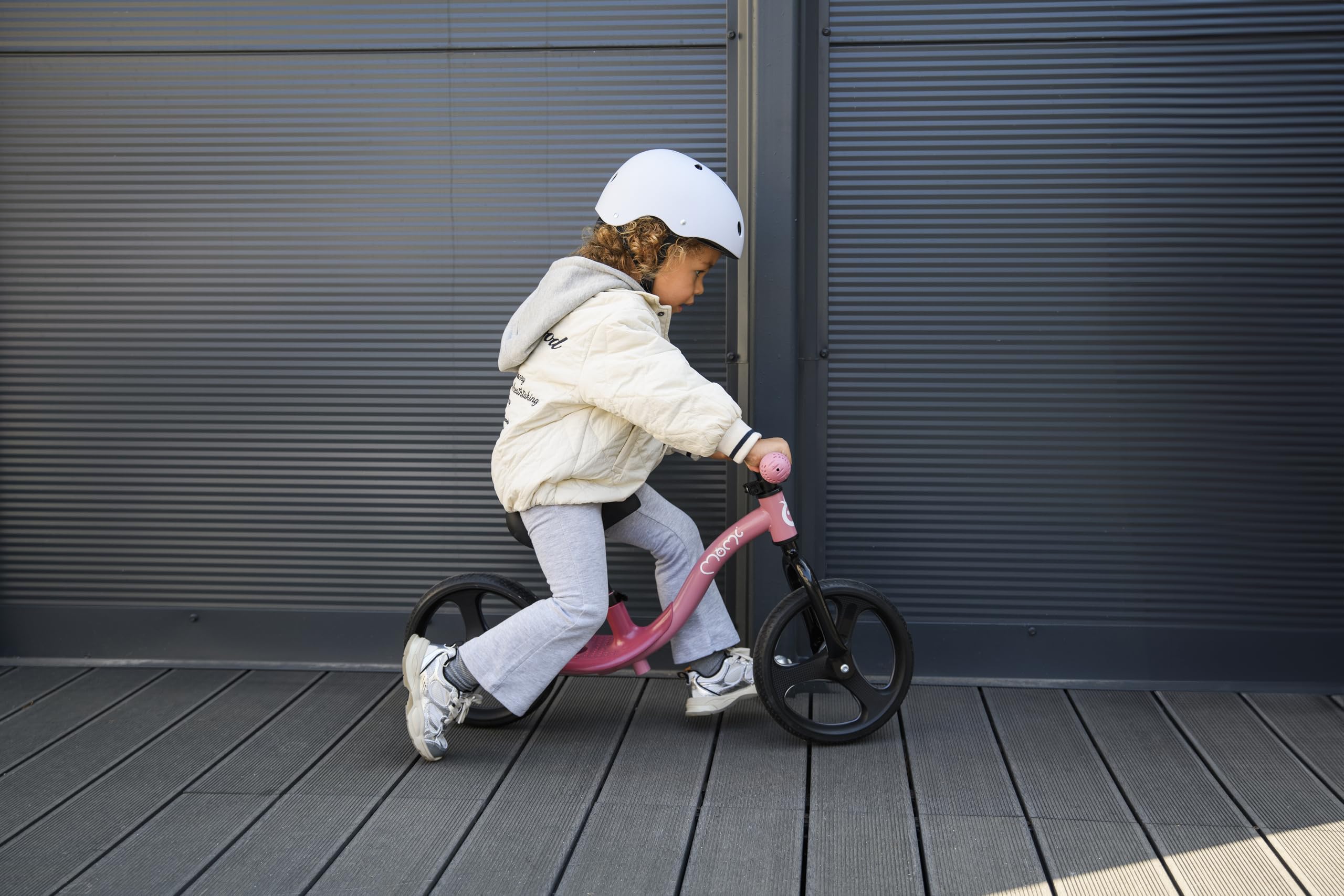 Momi Bicicletta senza pedali ISOKA per bambini 2+ anni (max 35 kg), telaio in metallo leggero 3,5 kg, regolazione altezza manubrio e sella senza attrezzi, ruote in gomma TPR con LED