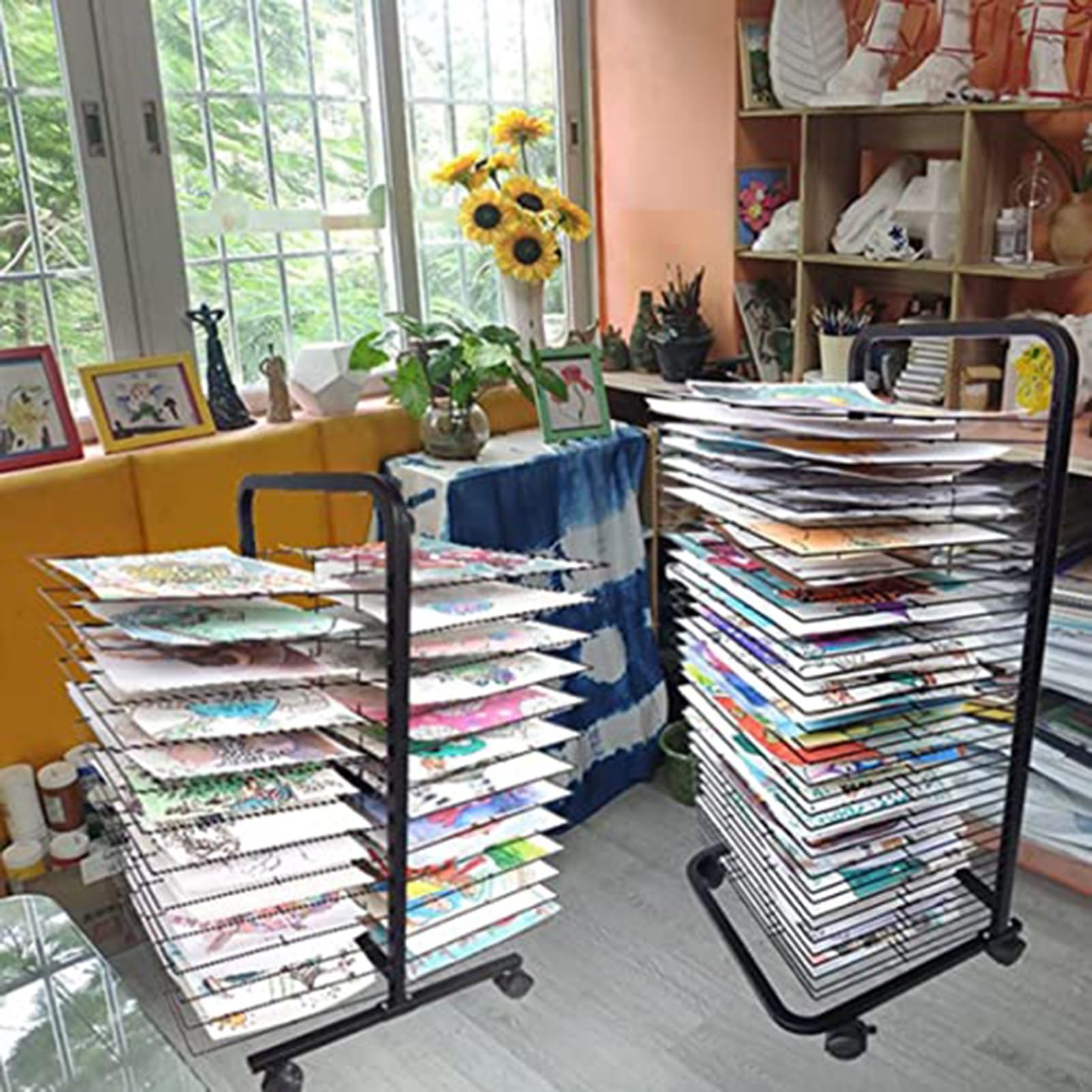 Séchoir mobile pour art et dessins d'enfants, idéal pour les tableaux de toile, les papiers et les impressions, design peu encombrant avec plusieurs étages