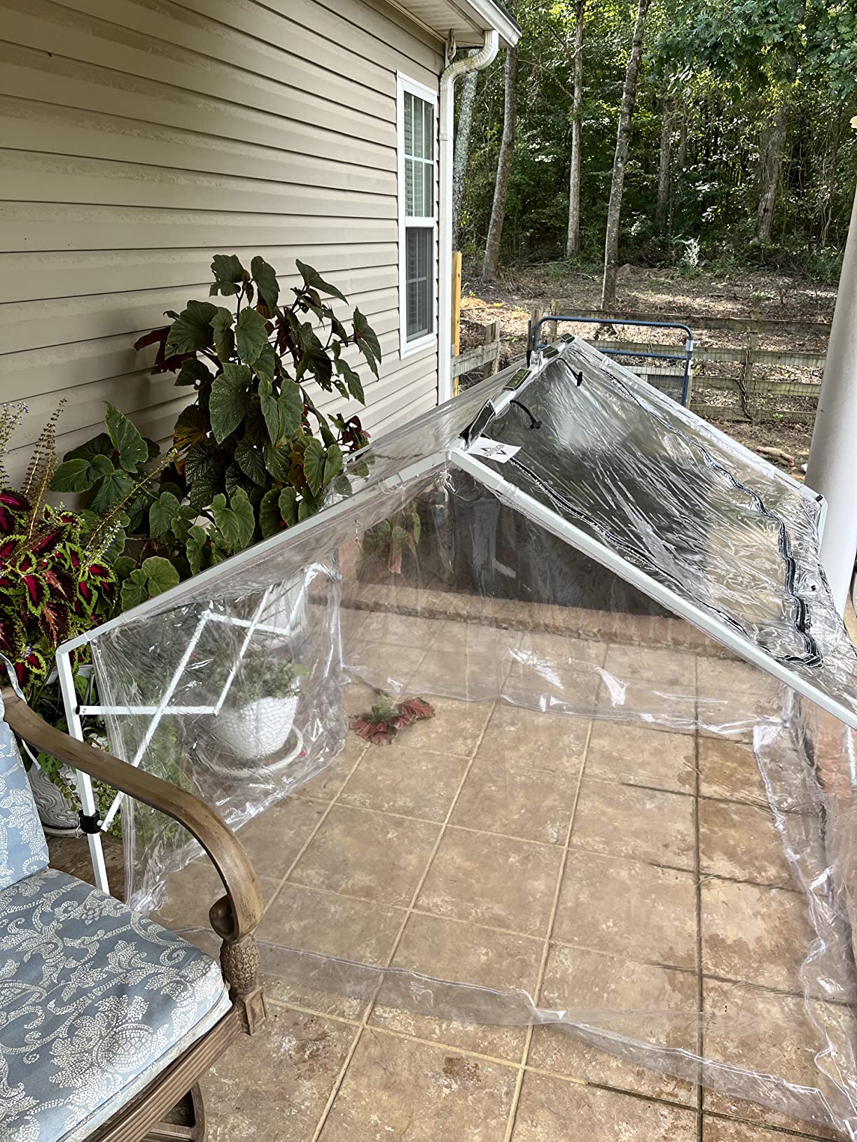 20/mo Finance ADVN Design First Frost 9.5' x 5' Extra Large Instant