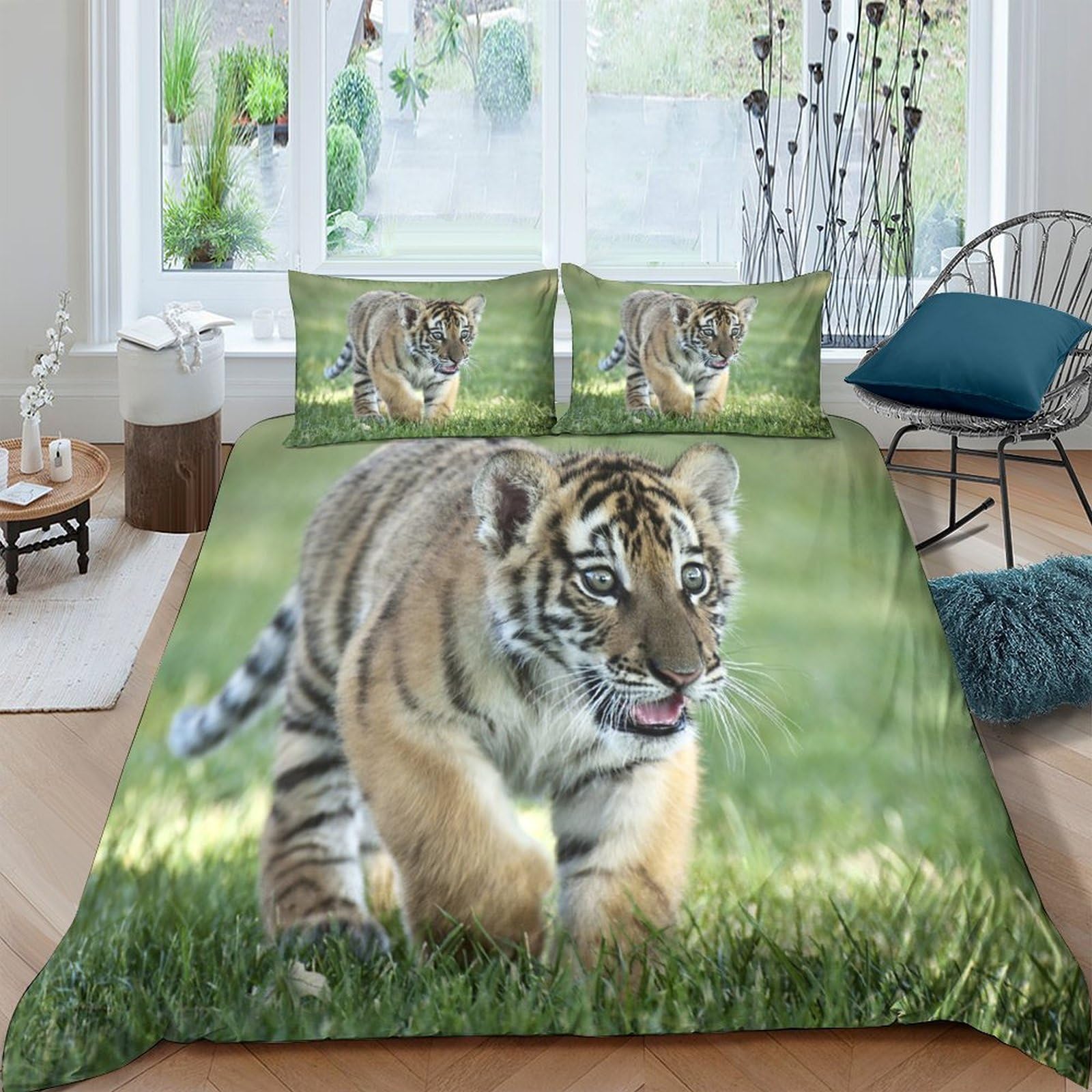GPLZQXKJNH 3D Printed Tiger Grass Duvet Cover Set Microfiber Soft Breathable Jungle Animal Bedding Set with 2 Pillowcases for Bedroom Decor Single（135x200cm）