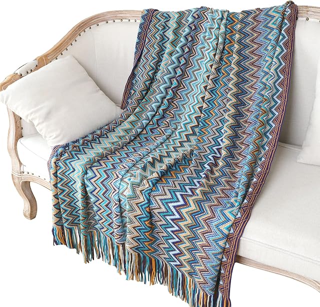 Queenshin Lightweight Boho Knit Fringe Fluffy throws 130*180 CM, 290 GMS Soft Bohemian Snuggle Tassel Knitted Blankets for Bed Couch SofaBlue