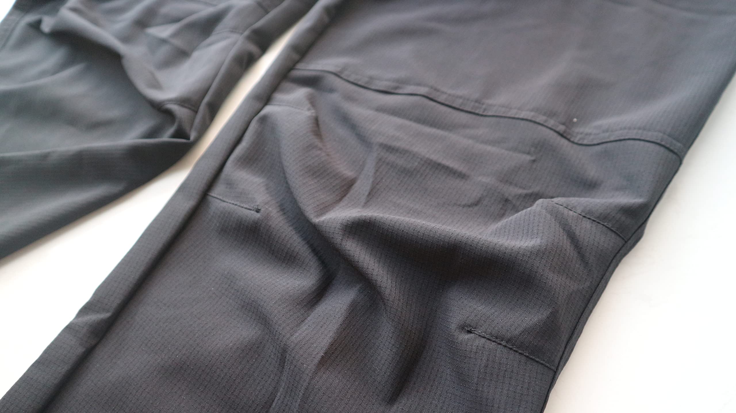 Acme Projects Herren Leichte Wanderhose – Wasserabweisend, Schnell Trocknend, Atmungsaktiv und Dehnbar für Wandern, Reisen und Freizeit