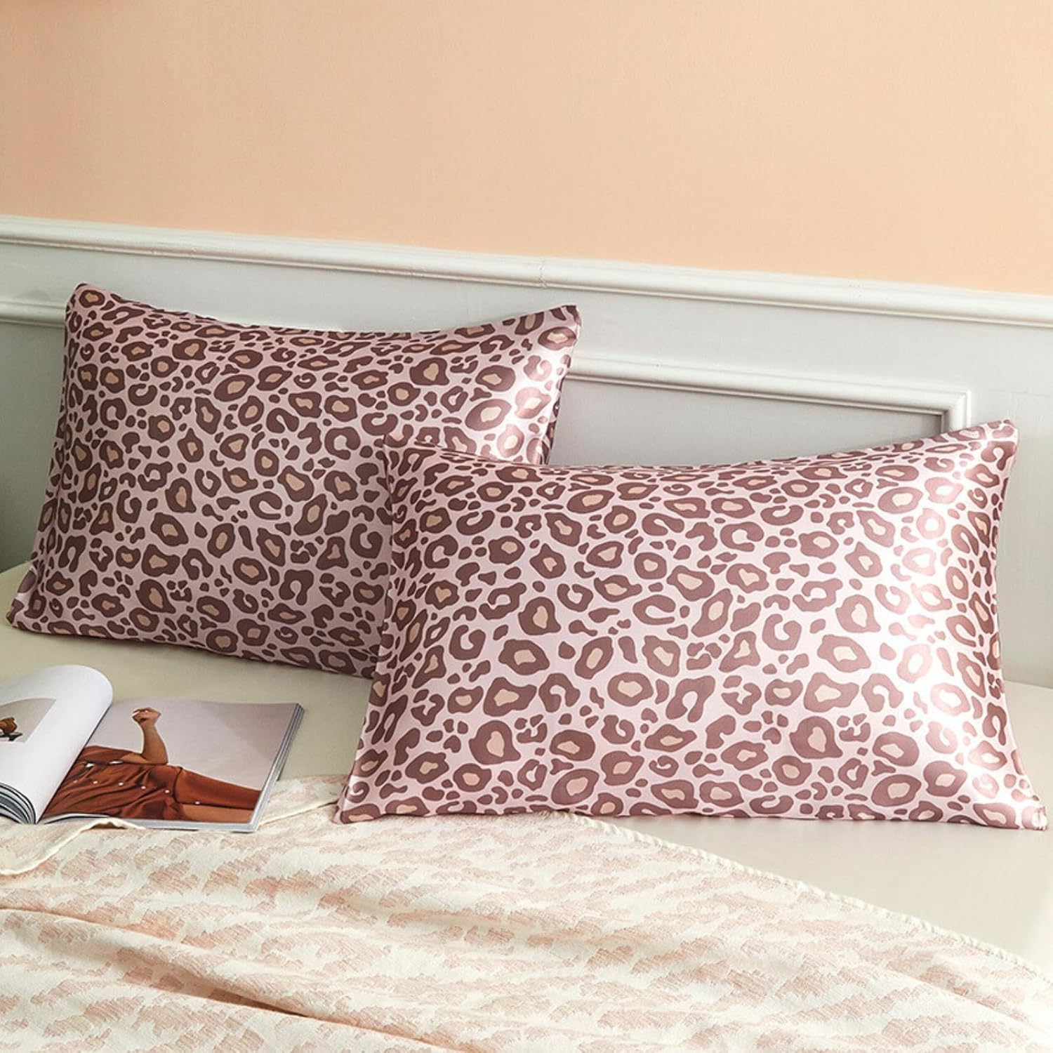 Pink Leopard Printed Pillow Case, King Cheetah Satin Pillowcase 2 Pack