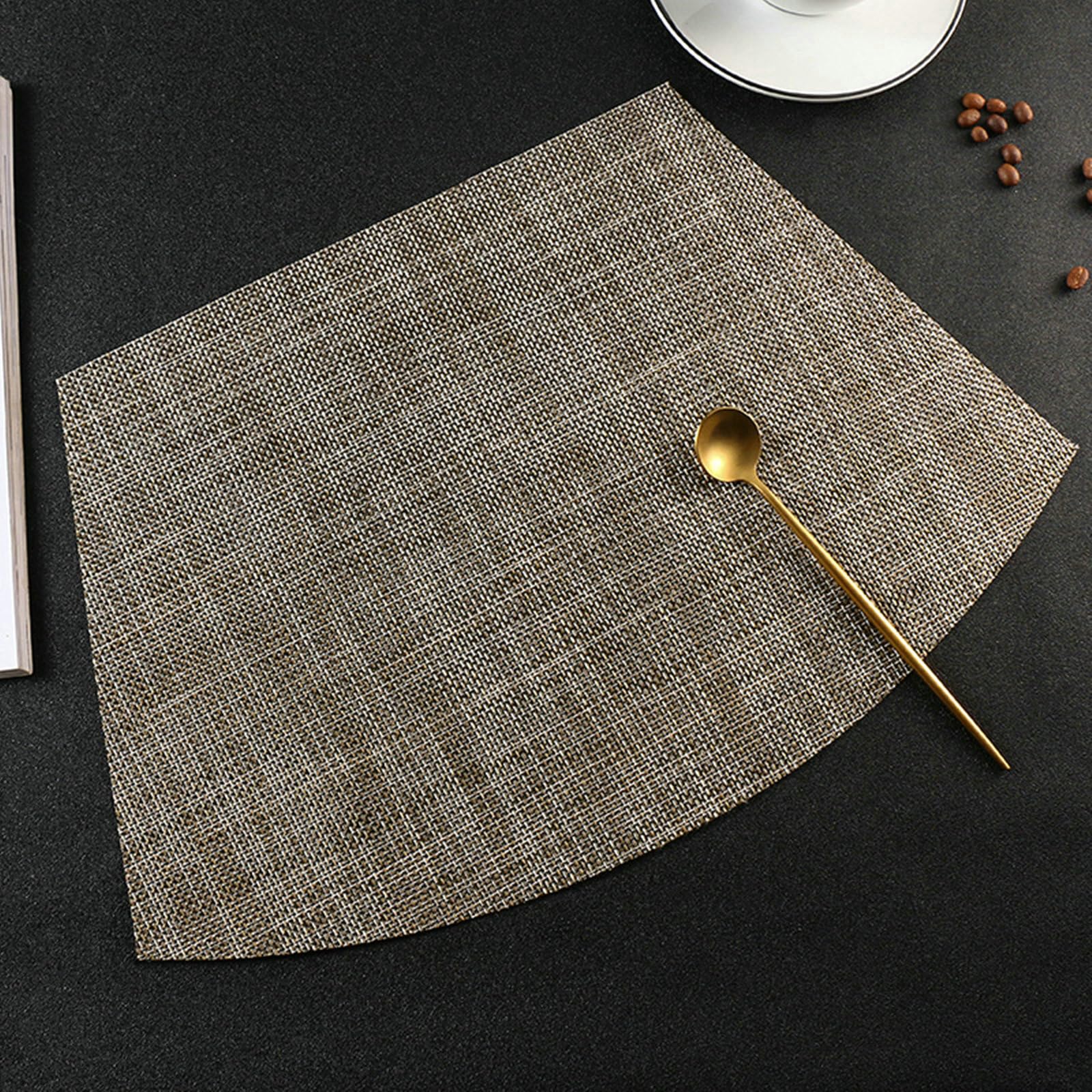 Zestaw 6 podkładek stołowych, odporne na wysokie temperatury, PCW, geometryczny wzór, kształt klina, nowoczesne podkładki pod talerze do Kicthen 43 x 28 cm