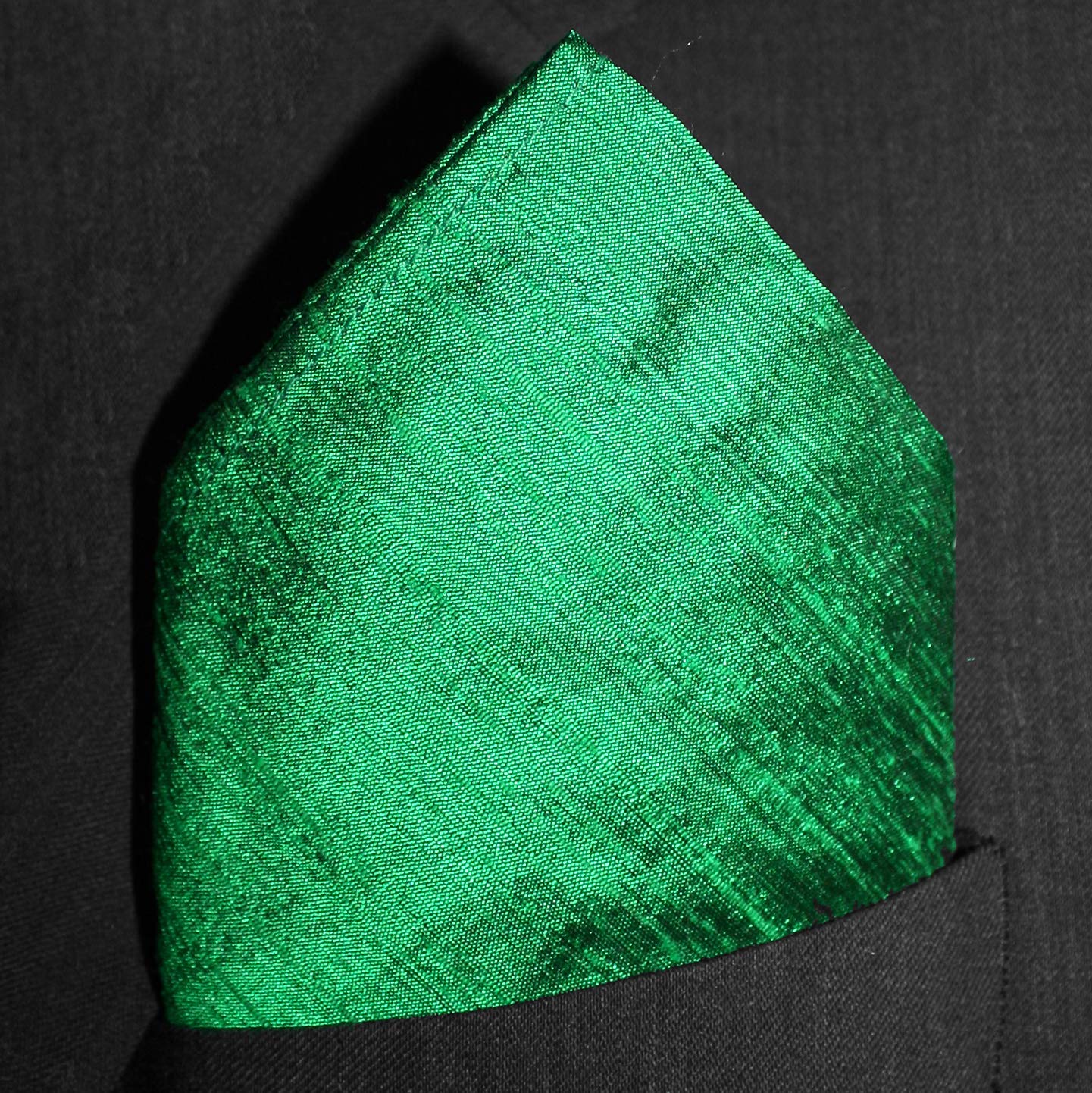 Royal Silk Classic Emerald Silk Dupioni Pocket Square 16”x16” – Crisp, Textured, Heavyweight Silk with Rich Luminous Glow