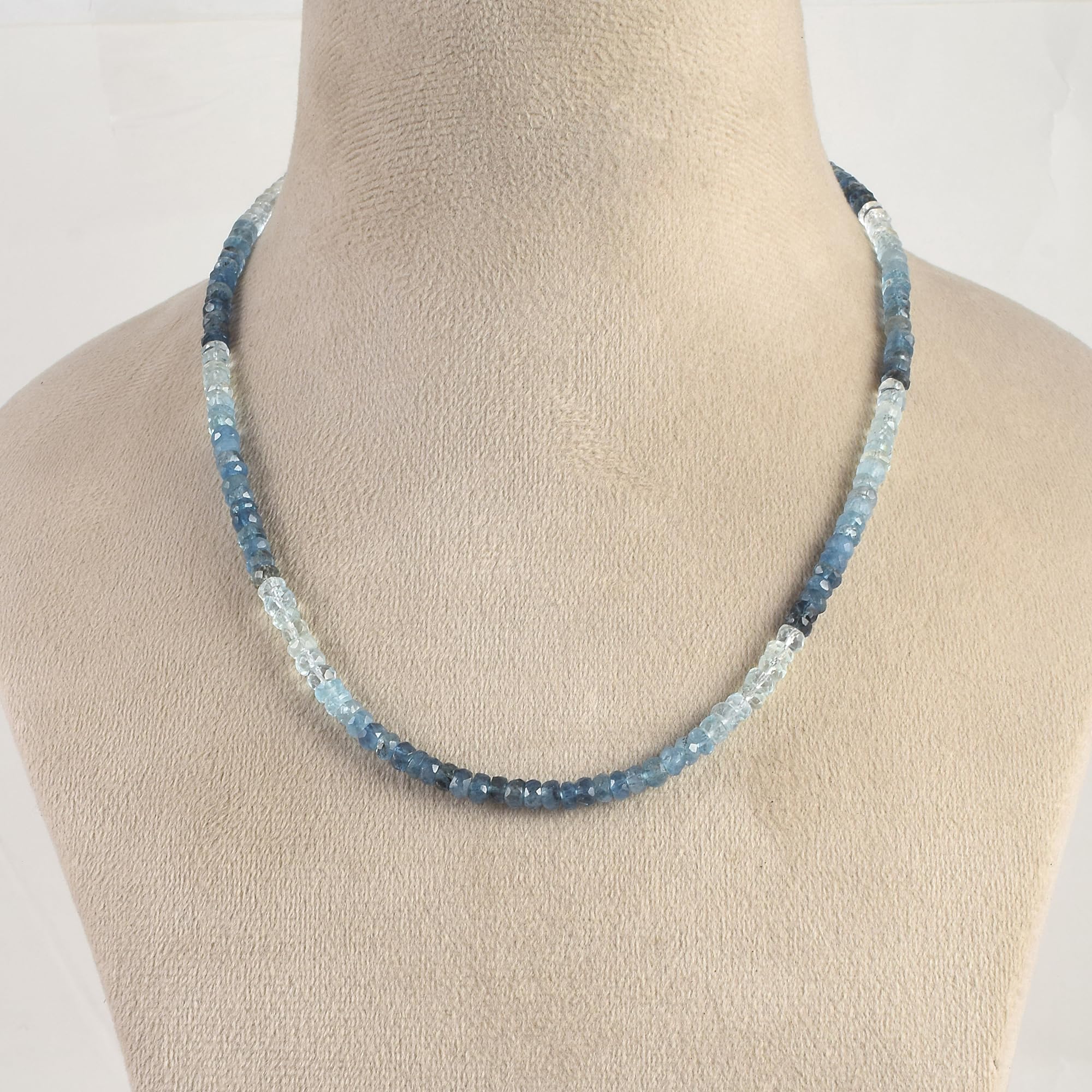 Collar de aguamarina de Santa María, piedras preciosas facetadas redondas de 4 mm en cadena de plata de ley, joyería de cristal azul marino para un regalo atemporal, Gema Plata