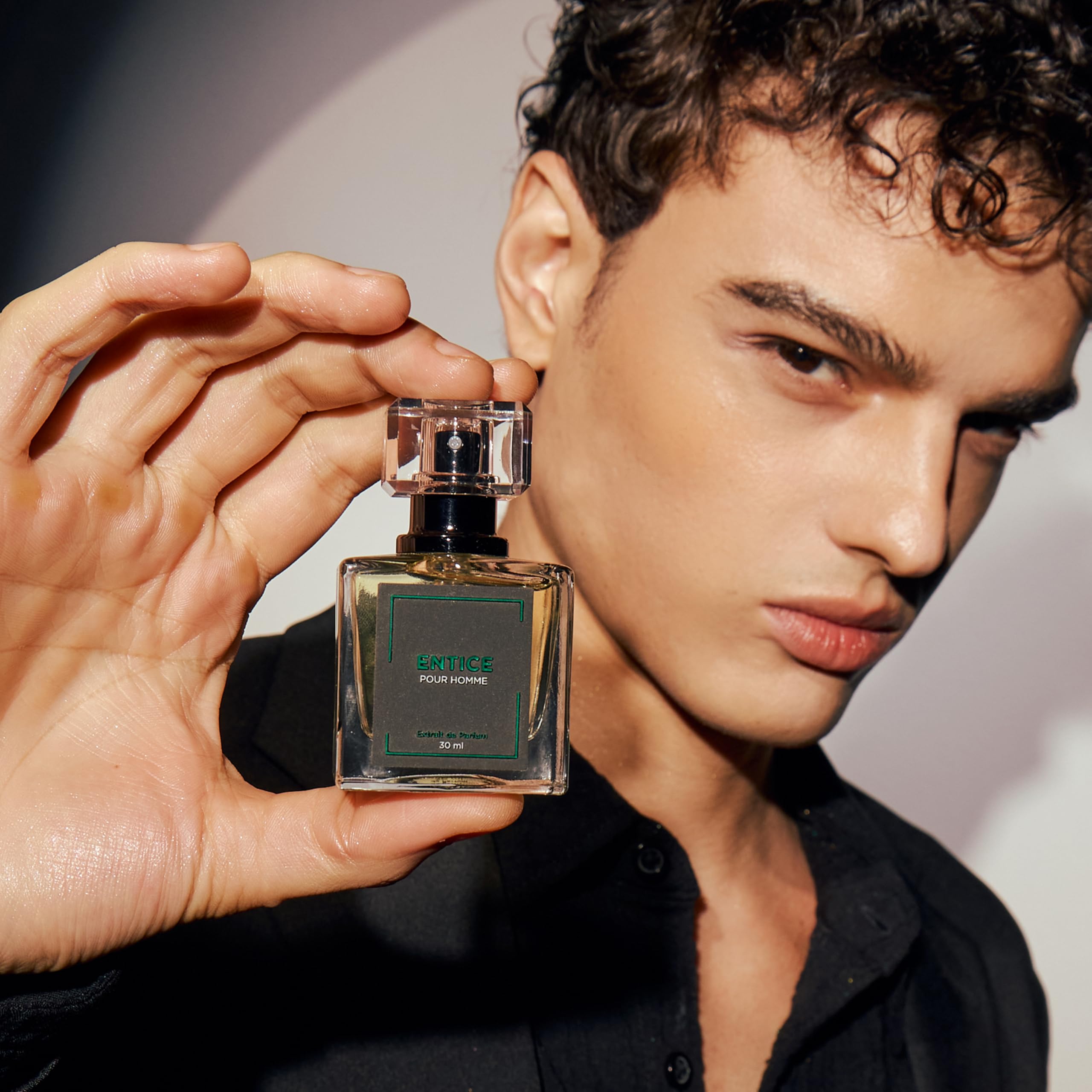 JK Jordan & König Entice Parfüm Herren, Extrait de Parfum mit Pheromone, 30% Duftölanteil, Langanhaltend, Süß, Würzig, Cremig, Honig, Tabak, Zitrisch, Herrenparfum, Geschenk für Männer