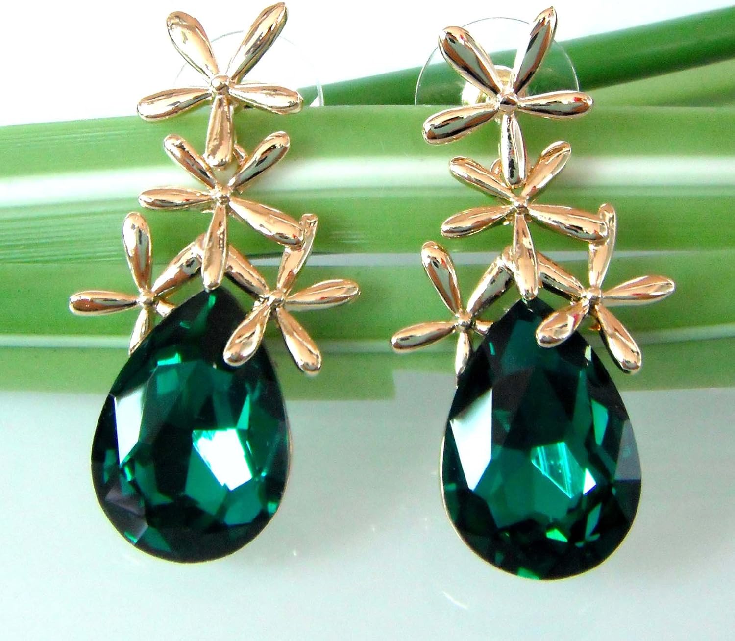 Navachi 18k Gold Plated Crystal Leaves Green Pear-shaped Zirconia Drop Az1505e Ear stud Earrings - Image 4
