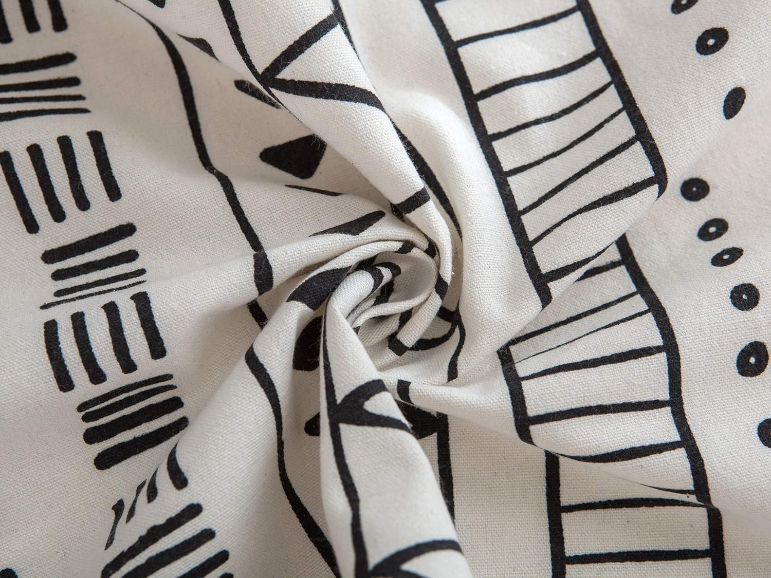 Buy 1 get 1 ArtBud Cotton Linen Table Cloths Heavy Fabric Boho Table Cover Table Top Tablecloth for Farmhouse Coffee Kitchen Picnics White Black Round 60 inch(4-6 Seats)