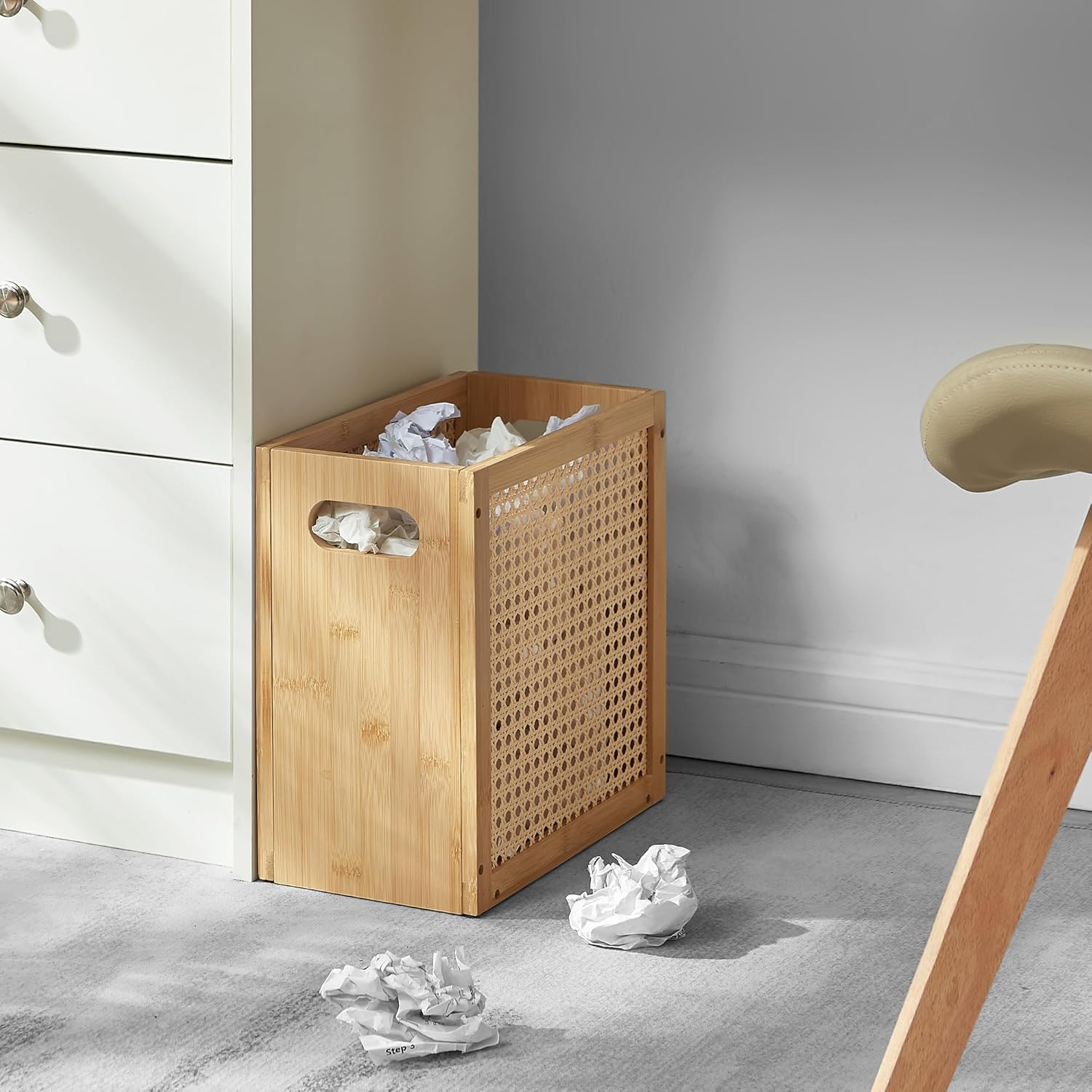 TIOPGHAD Small-Wicker-Waste-Basket-Trash-Can 3 Gallon/11.6 L Bamboo Mini Rattan Wastebasket Garbage Can Trashcan Wood Trash bin for Bathroom Office Living Room(Natural)