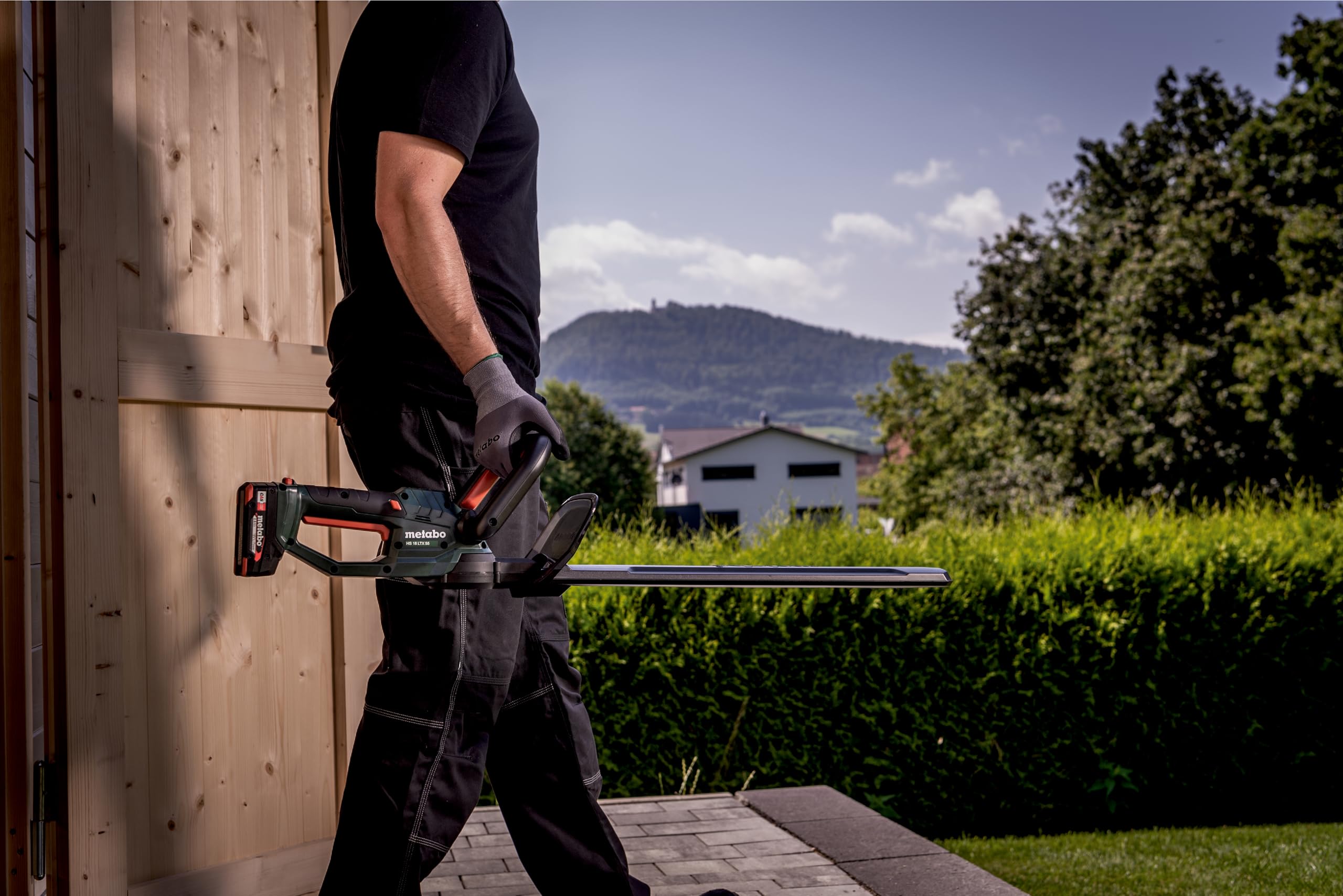 metabo Cortasetos a Batería HS 18 LTX 55, Podadora de 18V para Jardín | Herramienta silenciosa con cuchillas láser de 55 cm, parada rápida en 0.08 s, sin batería ni cargador incluidos