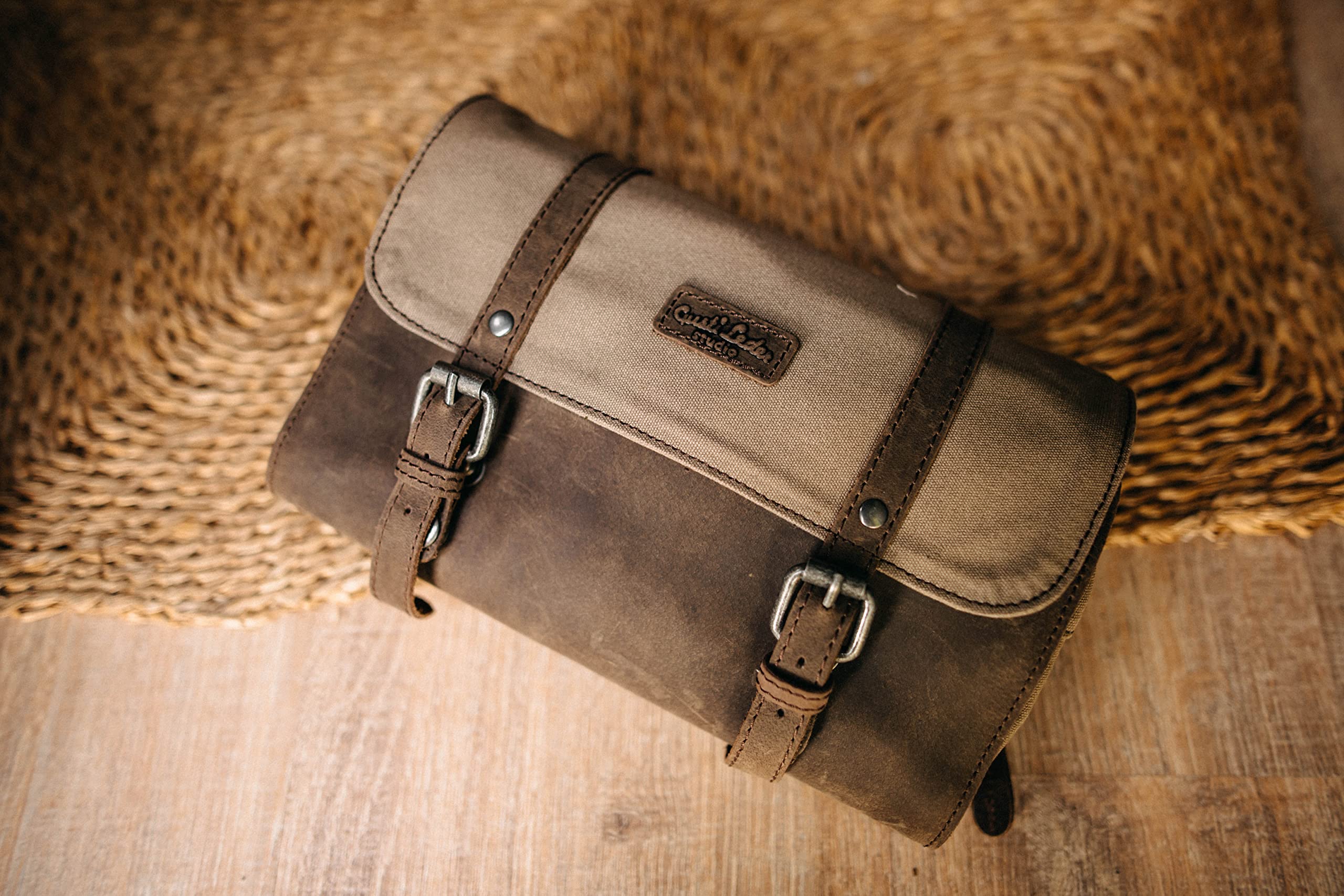 Gusti Waschtasche Leder - Rodney Damen und Herren Kulturtasche zum Aufhängen Kosmetiktasche Kulturbeutel Reise Schminktasche Organizer Toilettenartikel Canvas Khaki Leder