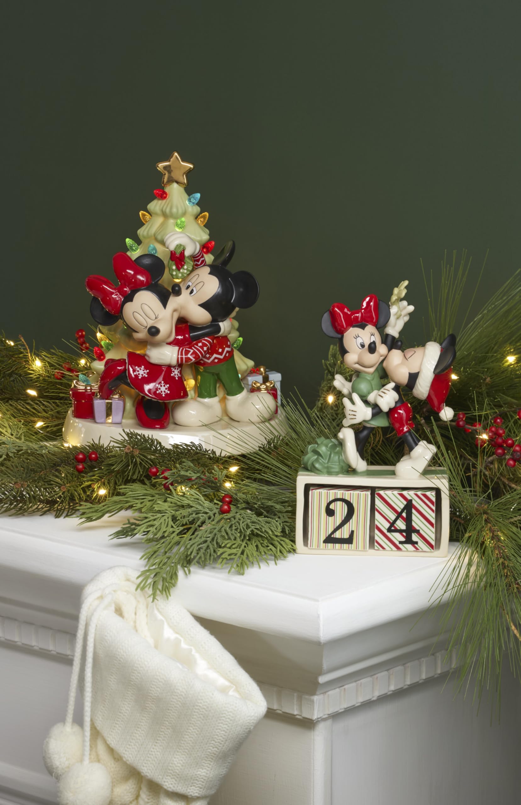 Amazon.com: Lenox 897677 Disney Light-Up Tree Figurine, Christmas
