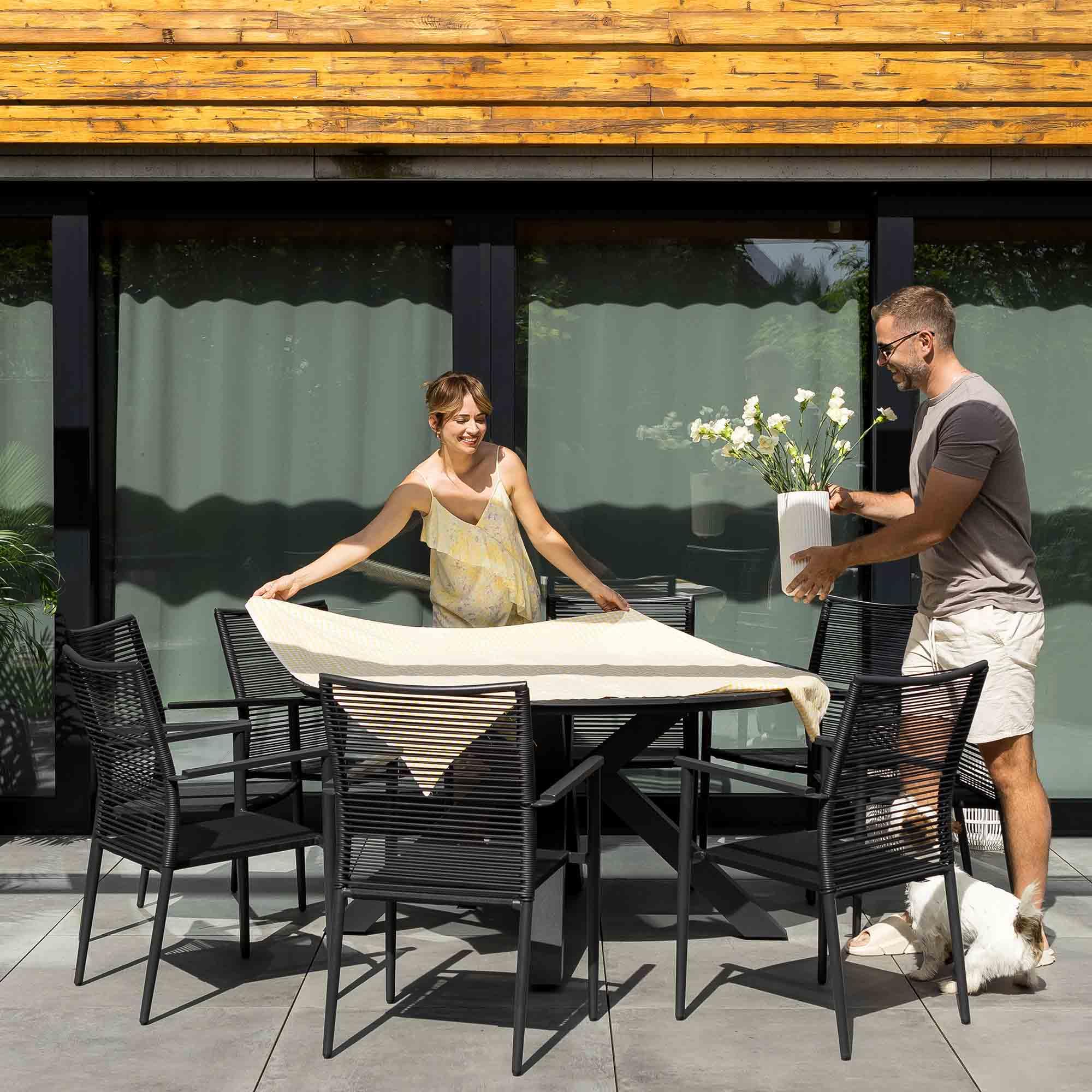 di volio Gartentisch Ravello 150 cm rund aus Aluminium Holzoptik wetterfest | 8 Personen, Nivellierfüße, X-Gestell, UV-beständig, pflegeleicht, leicht, Terrasse, Familienfeste