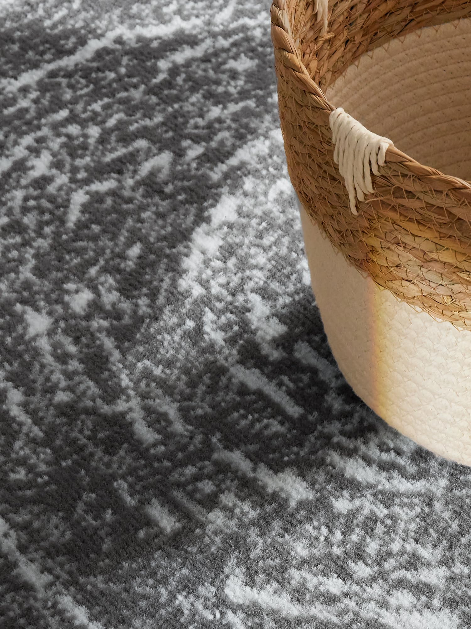 Hanse Home Cavallo Tapis Rond à Poils Courts – Tapis de Salon, Moderne, à Poils Courts et Doux et Design Abstrait pour Salon, Chambre à Coucher, Salle à Manger, Couloir – Gris crème, diamètre 160 cm