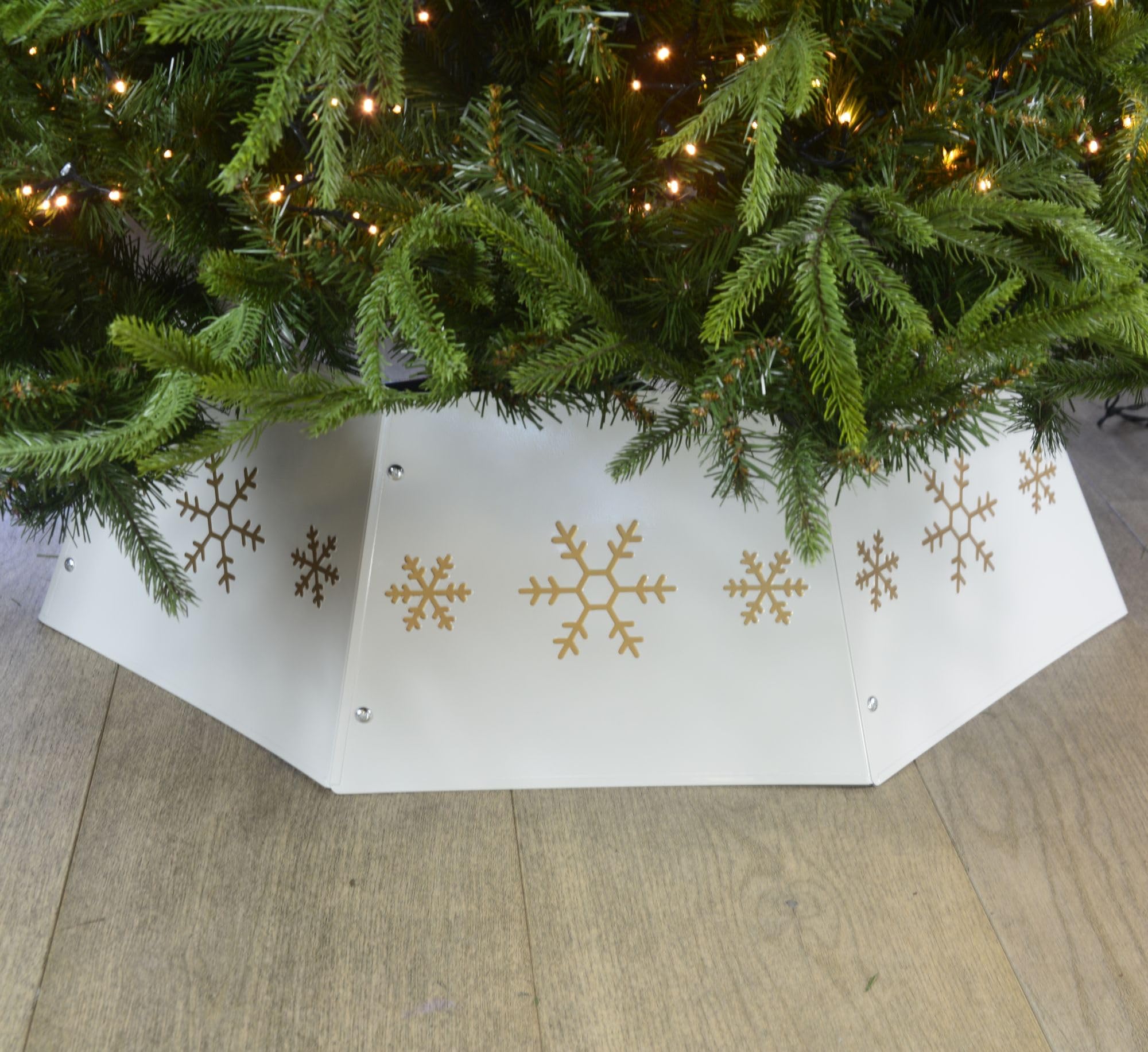 Christmas Tree Collar - Cream and Gold Metal Christmas Tree Skirt, White & Gold, 26.8 inches - Image 2