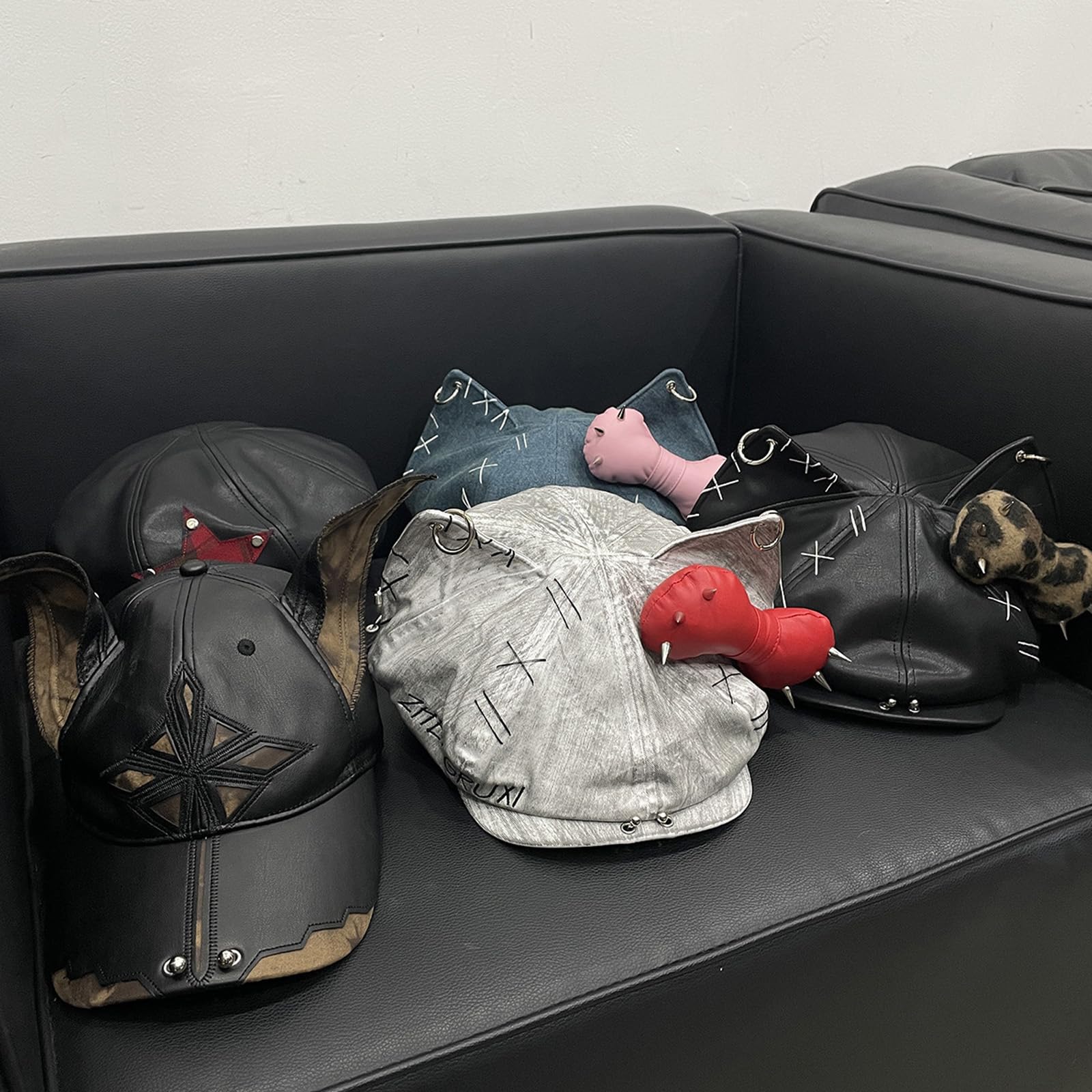 Cappello da Baseball con Orecchie Cane degli Anni 2000 per Donna Uomo Cappello distopico in Pelle PU Sottoculture Streetwear Hiphop Copricapo Quotidiano per Feste Cappellini da Baseball