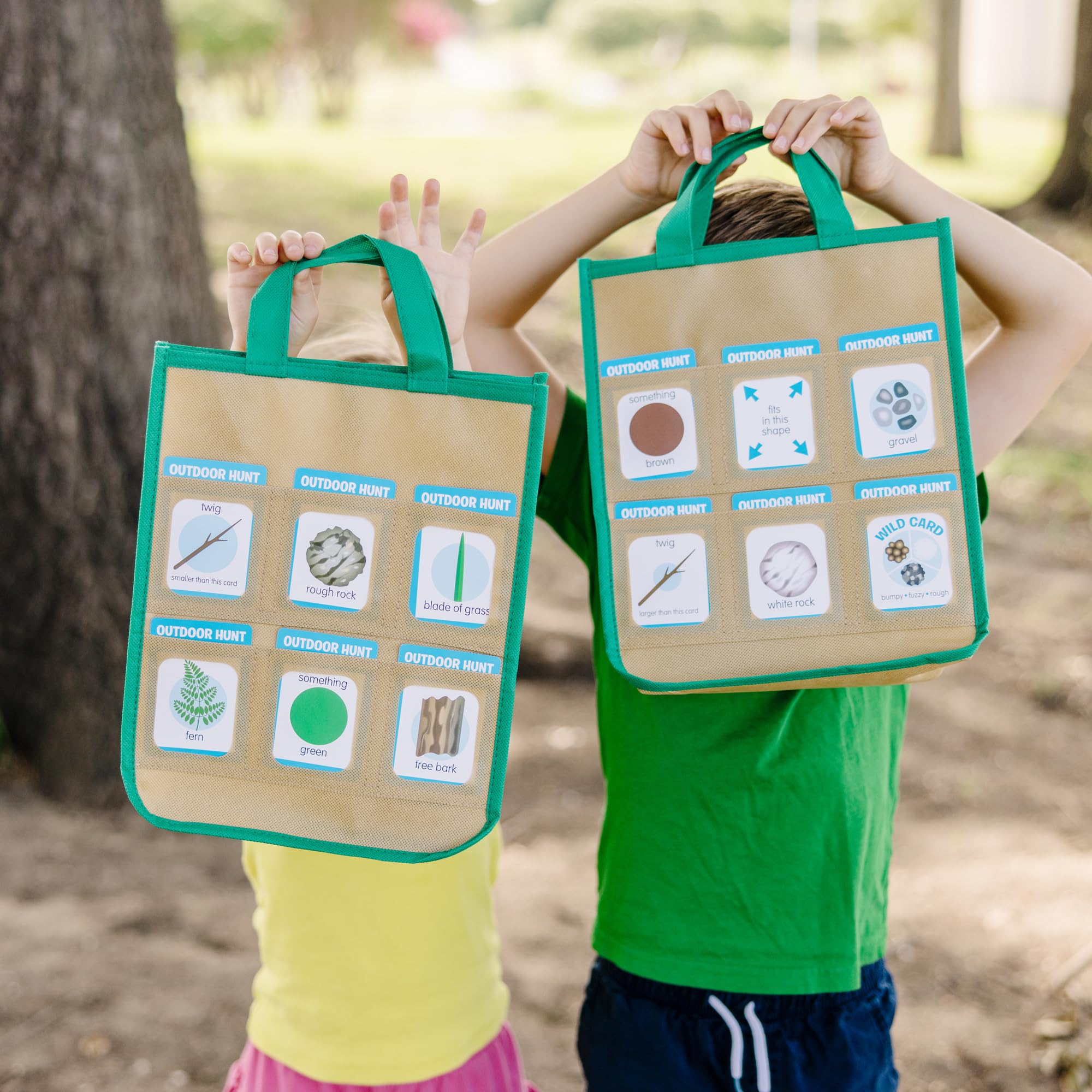 Melissa & Doug |Esploriamo Il Set di Giochi di Caccia al Tesoro Indoor/Outdoor | 3 Anni +