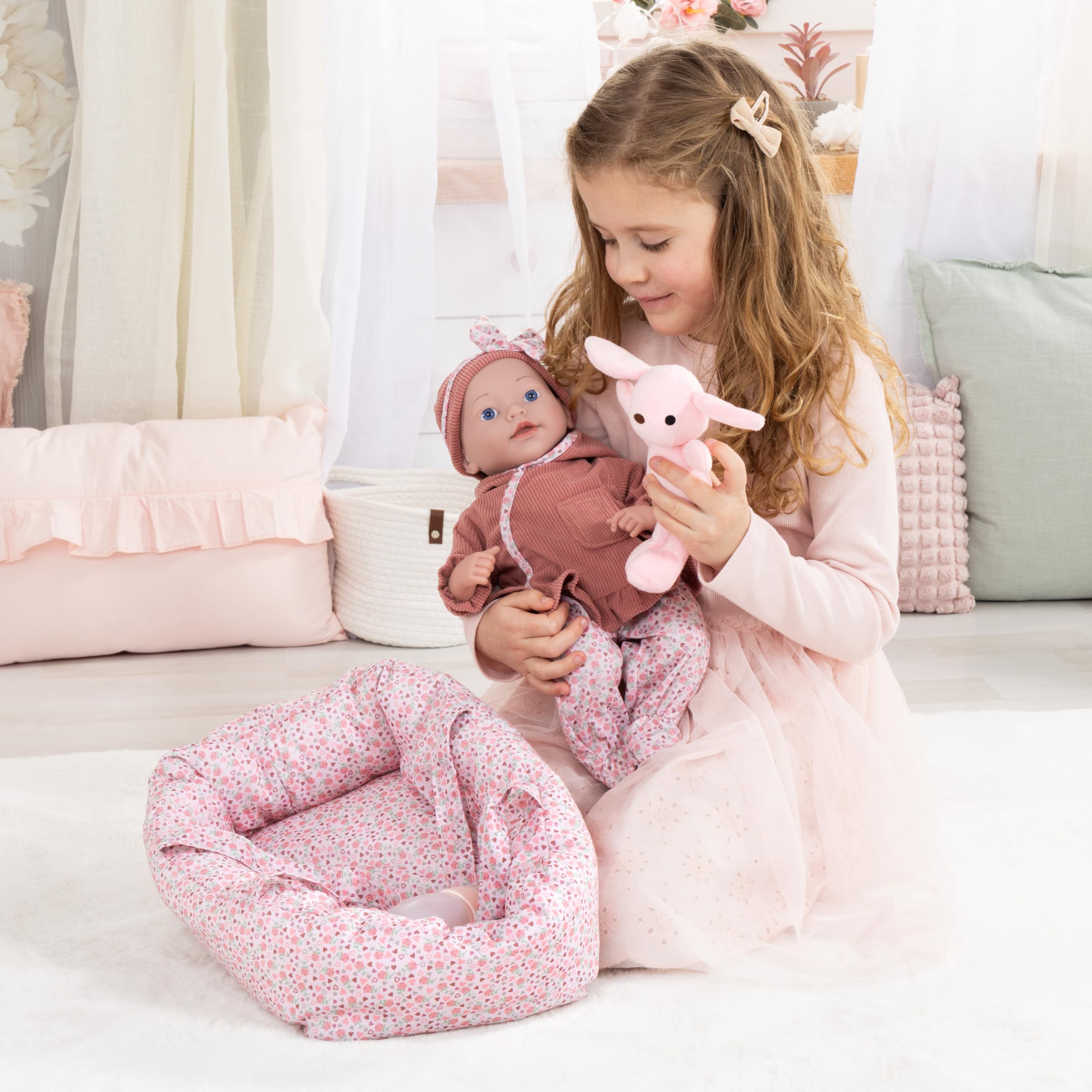 Bayer Design Lalka bobas Reborn, 38 cm, z torbą do przenoszenia | realistyczna, smoczek, butelka, nosidełko dla niemowląt, poduszką, kocykiem, pluszowymi - Zabawki dla dziewczynek i chłopców