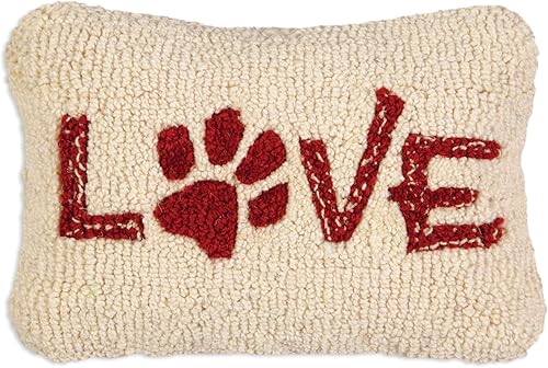 Chandler 4 Corners Artist-Designed Love Paw - Almohada decorativa de lana con gancho a mano 8 x 12 pulgadas