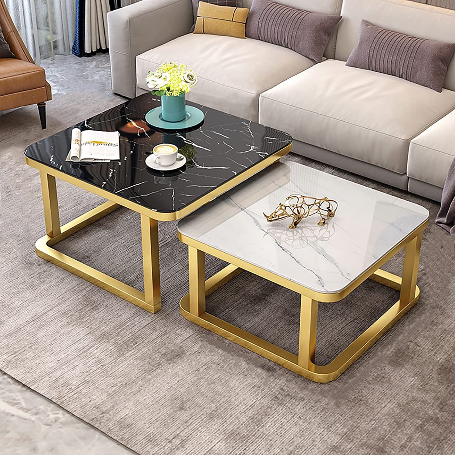 Table basse de salon moderne gigogne pour optimiser les petits salons