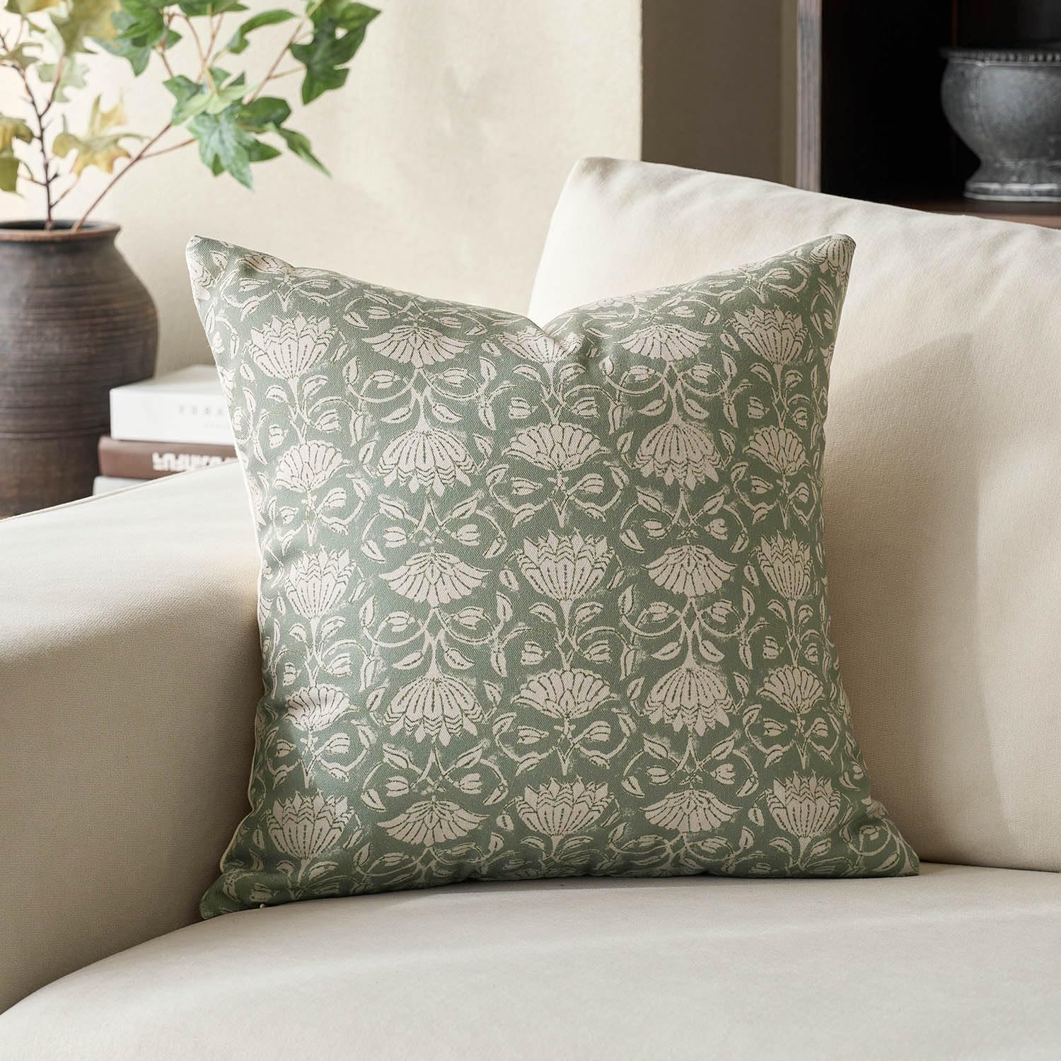 DOMVITUS Floral Pillow Covers 18x18 Decorative Throw Pillow Covers Floral Block Print Farmhouse Vintage Pillow Cover for Living Room Couch Bed Sage