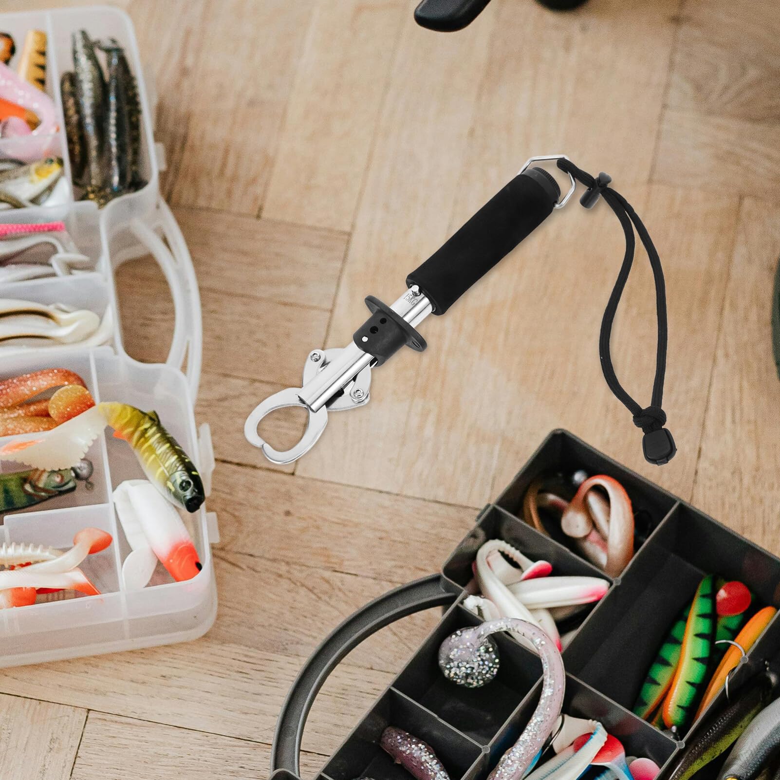 OUNONA Fish Lip Gripper Built Weighing Scale Portable -Lost Fish Holder Capacity Fishing Clip for Accurate Weight Measurement Tool