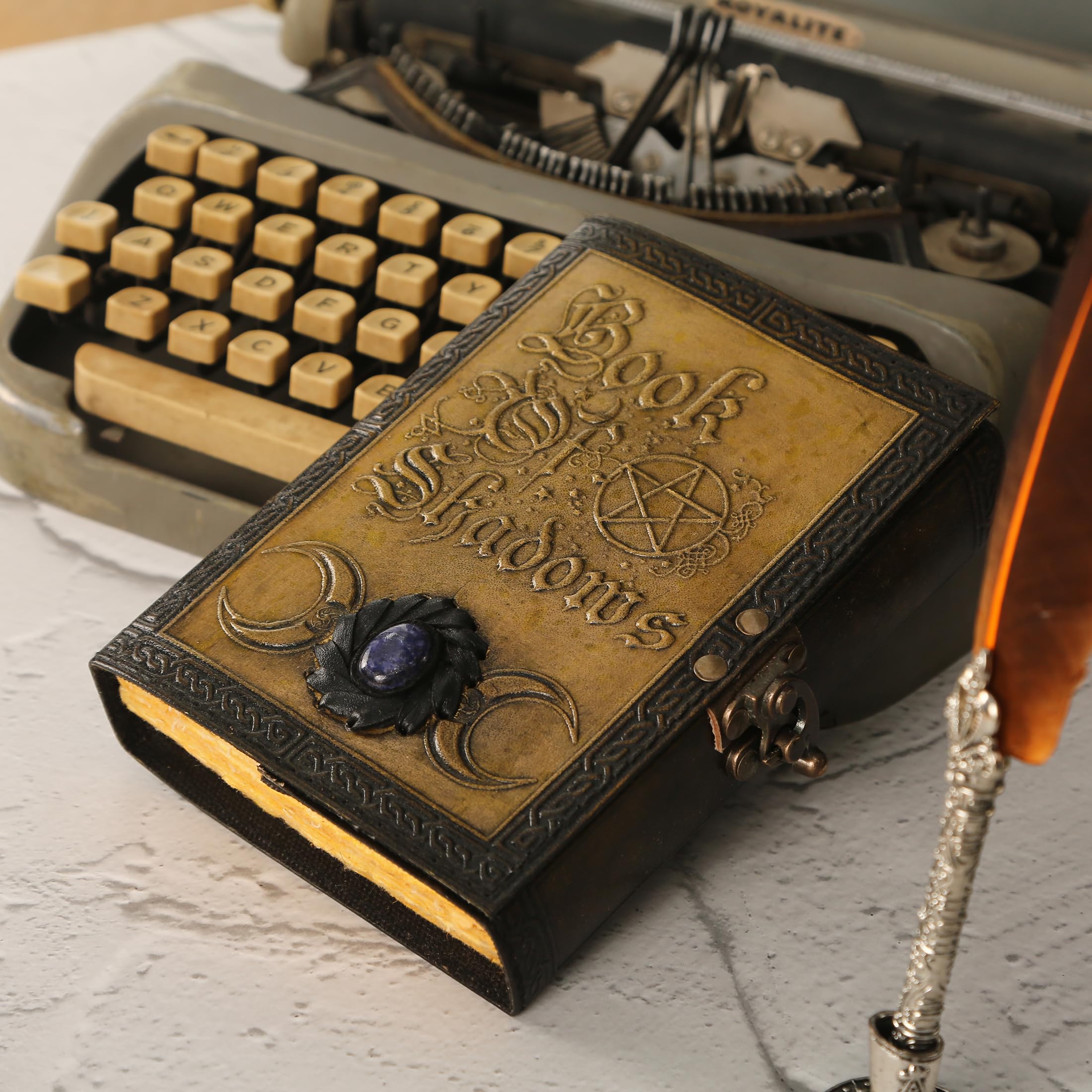 Leder-Tagebuch, blanko, Buch der Schatten, Zauberbücher, Vintage-Notizbuch mit Halbedelstein, Sonne und Mond, keltische Prägung, persönlicher Organizer, Tagesplaner, Reisetagebuch, unliniertes Papier,