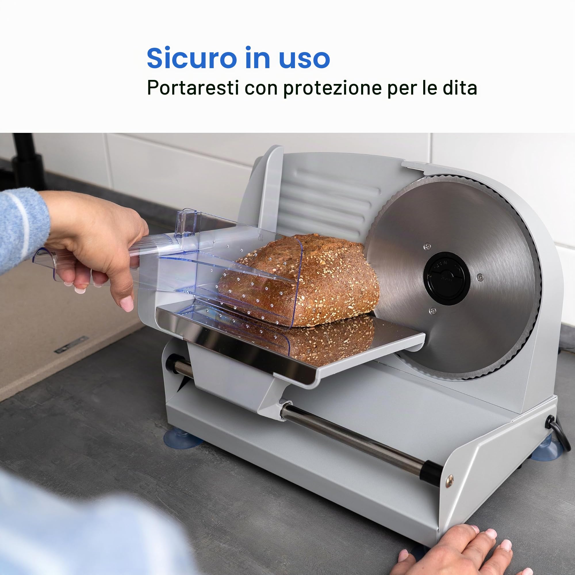 Affettatrice multiuso Clatronic Ø 190 mm lama in acciaio inox | affettatrice elettrica per pane | spessore di taglio regolabile (0-15 mm) | affettatrice | alloggiamento in metallo | 150W | MA 3585
