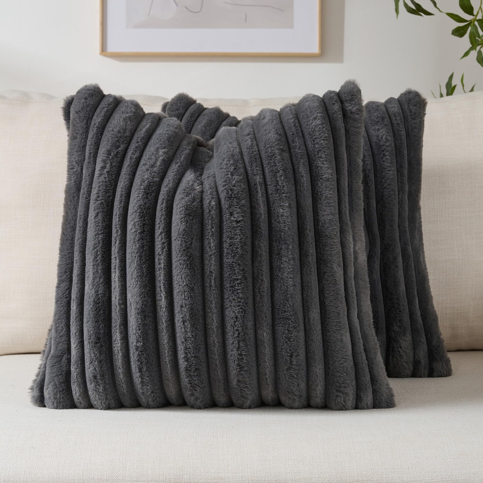 FUTEI Set of 2 Fluffy Faux Fur 45x45 cm Cushion Covers Double Sided Soft Plush Striped Textured Scatter Pillow Covers 45 x 45 cm Modern Accent for Sofa Bed Living Room, Charcoal