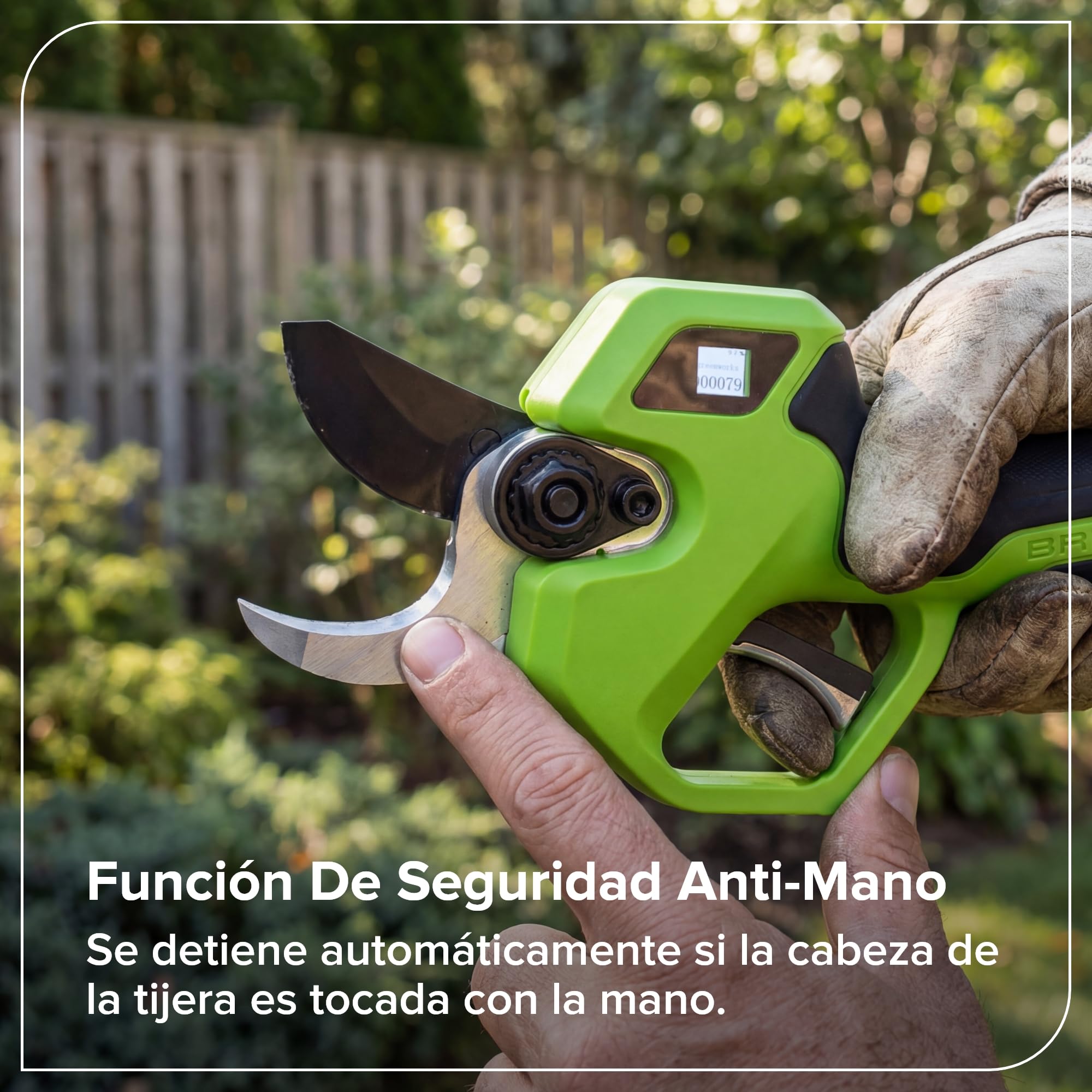 Greenworks Tijera Eléctrica 24V con Poste Telescópico 1,29–2,00 m, Motor Brushless, Cuchillas Acero, Apertura 22/32 mm, Pantalla LED, con Batería 2,0Ah & Cargador USB-C 30W LP24BLA1