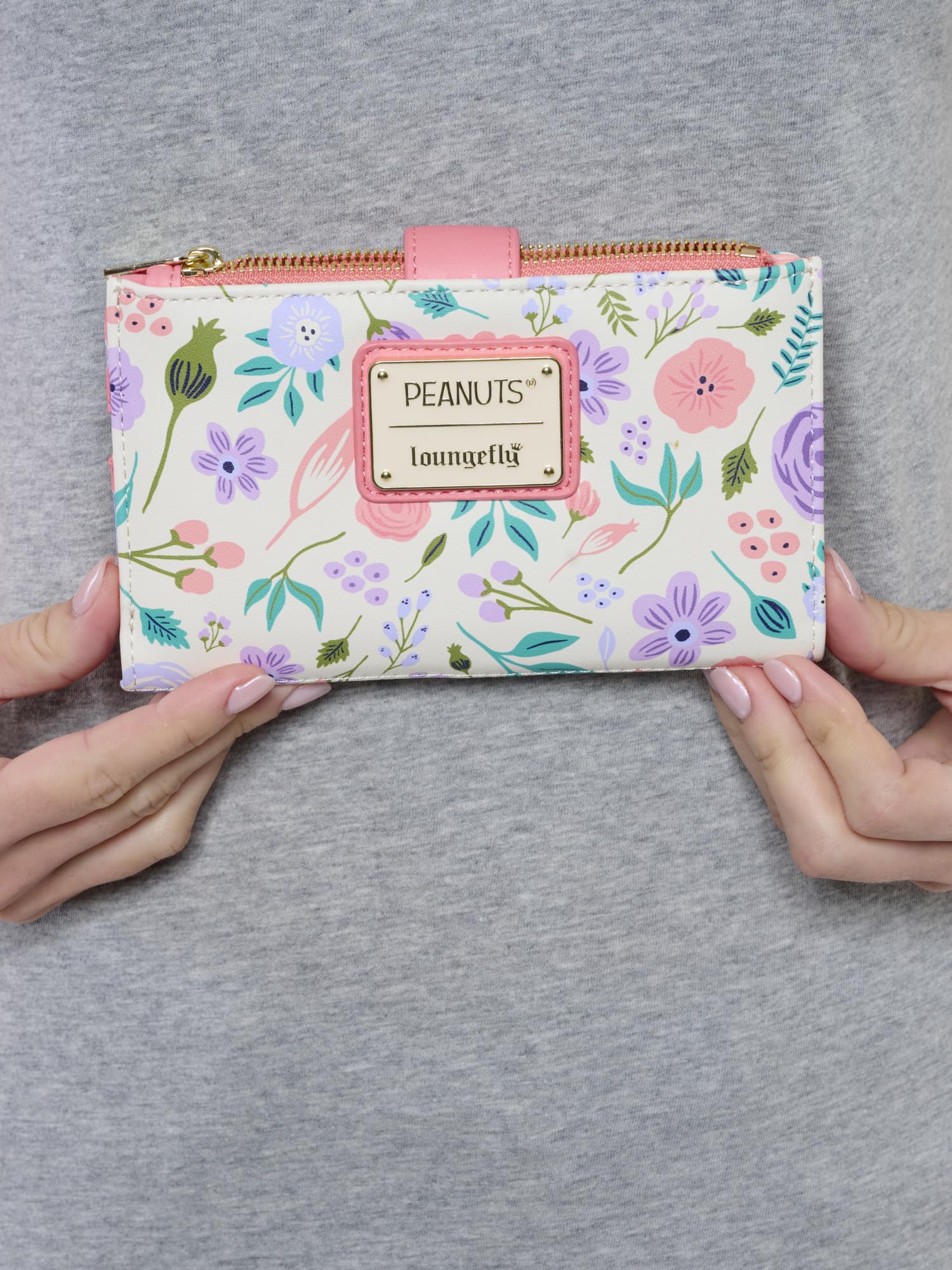 Loungefly Peanuts Snoopy Geldbörse mit Klappverschluss für Damen, Woodstock, Blumendruck