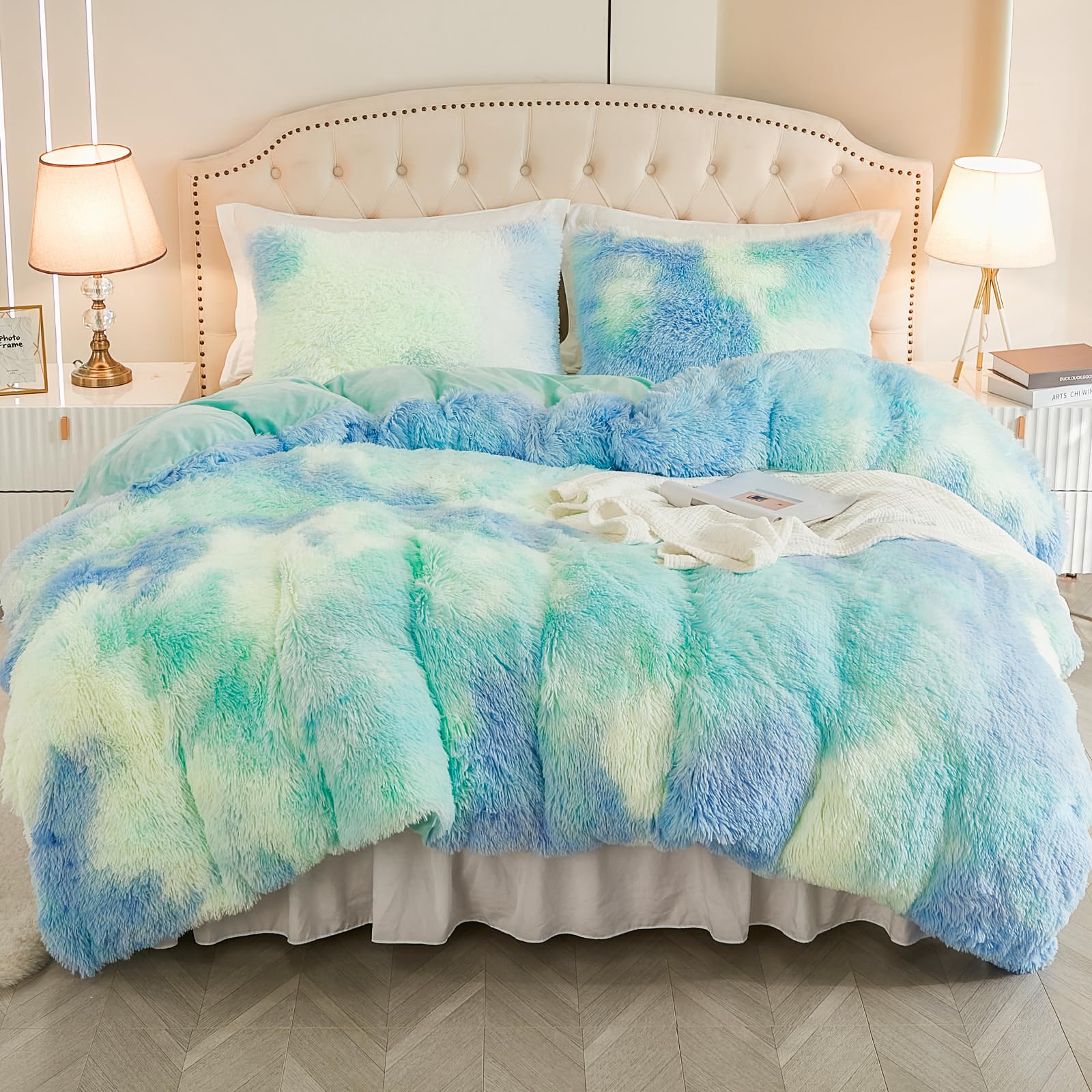 EMME Gestreept pluche beddengoed, 200 x 200 cm, winterbeddengoed van imitatiekonijnenbont, elegant strependesign, ultrazacht dekbedovertrek met ritssluiting en 2 kussenslopen van 80 x 80 cm, regenboog