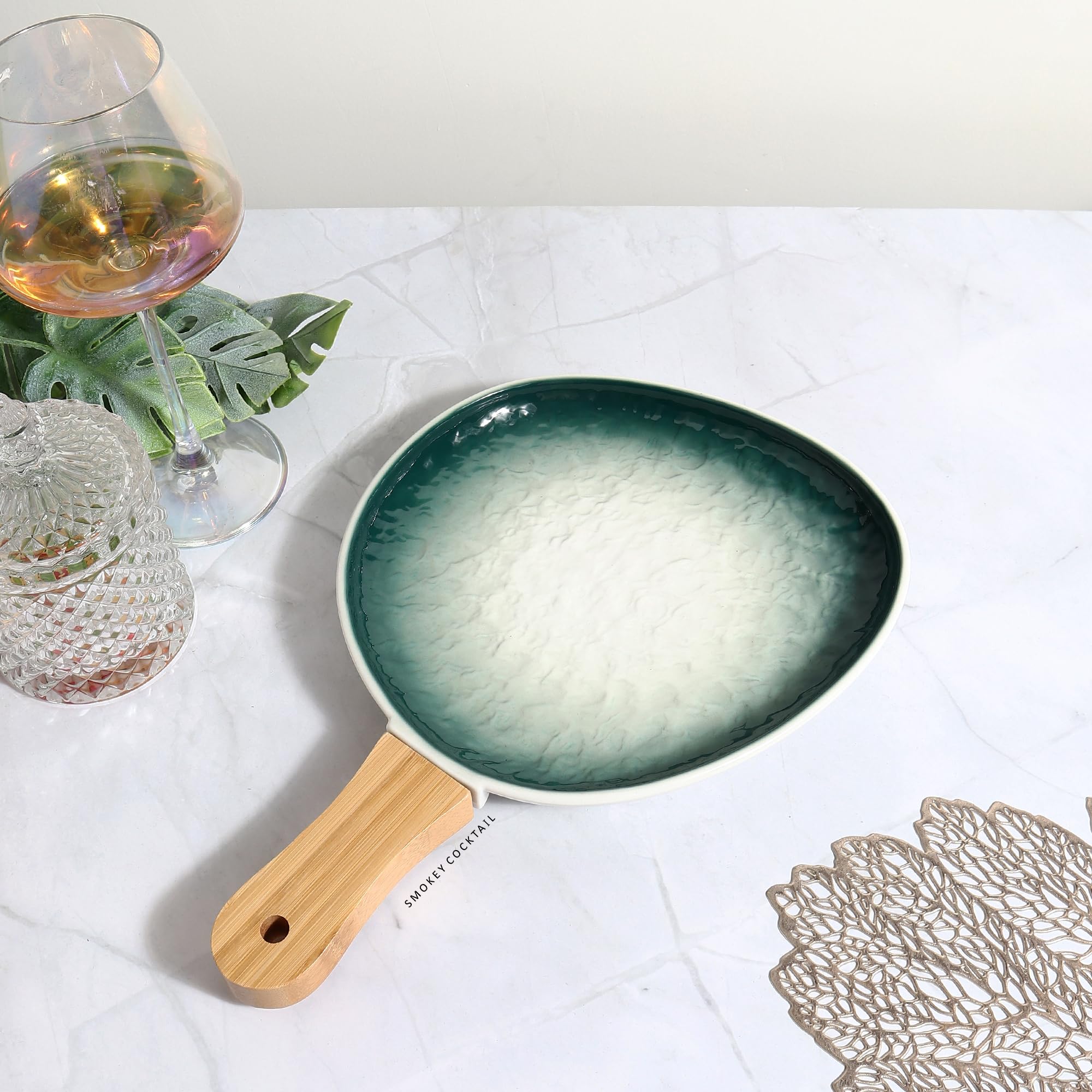 SMOKEY COCKTAIL Ombre Round Ceramic Serving Plater with Wooden Handle for Serving Snacks, Salads, Soups, Baking Vegetables and Chicken Green Color
