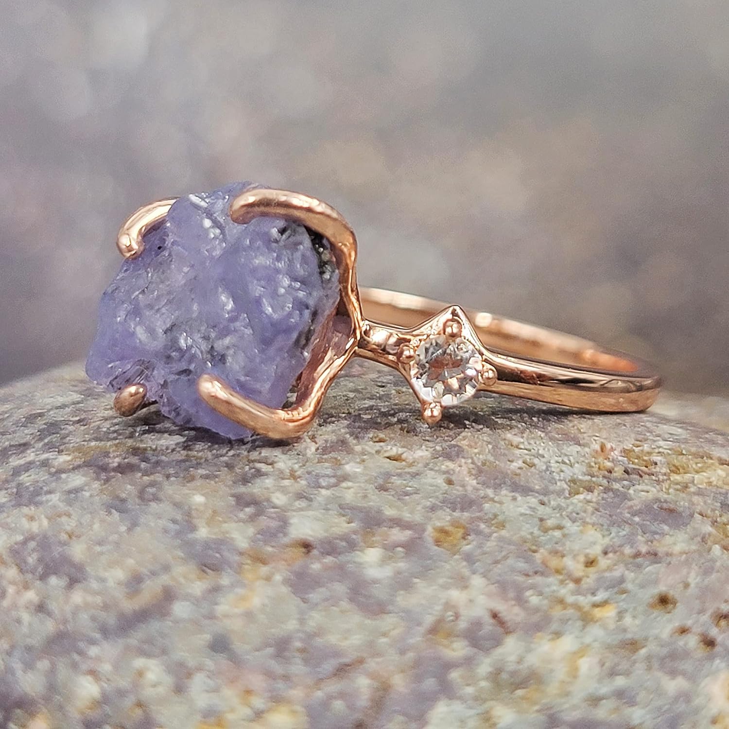 Raw Crystal Ring Birthstone Rose Gold and Quartz Solitaire Jewelry gift for her Christmas Mothers Day Birthday Valentine Statement Ring Gift Uniquelan Jewelry