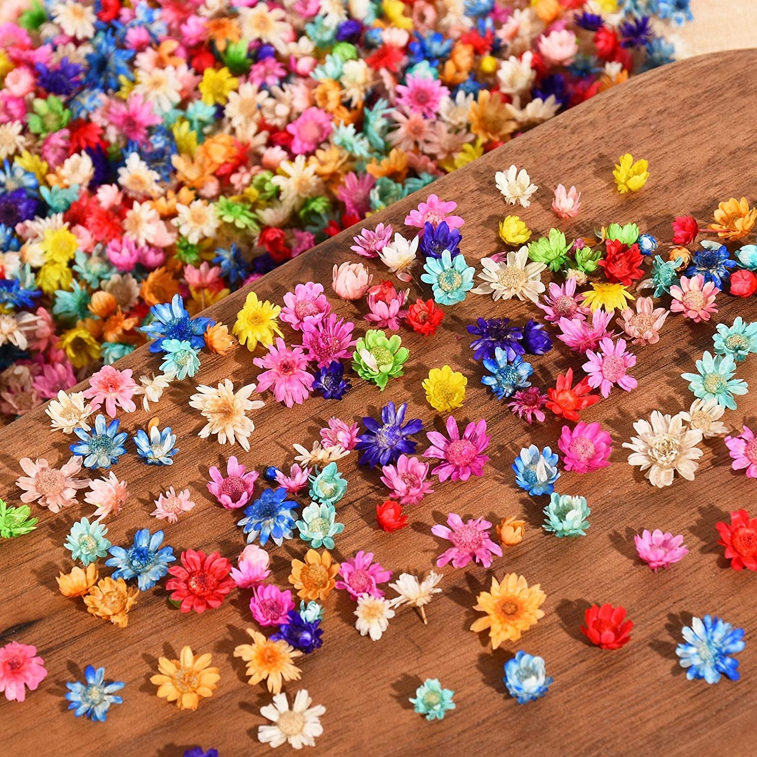 Natuurlijke krans van gedroogde bloemen voor je woonkamer
