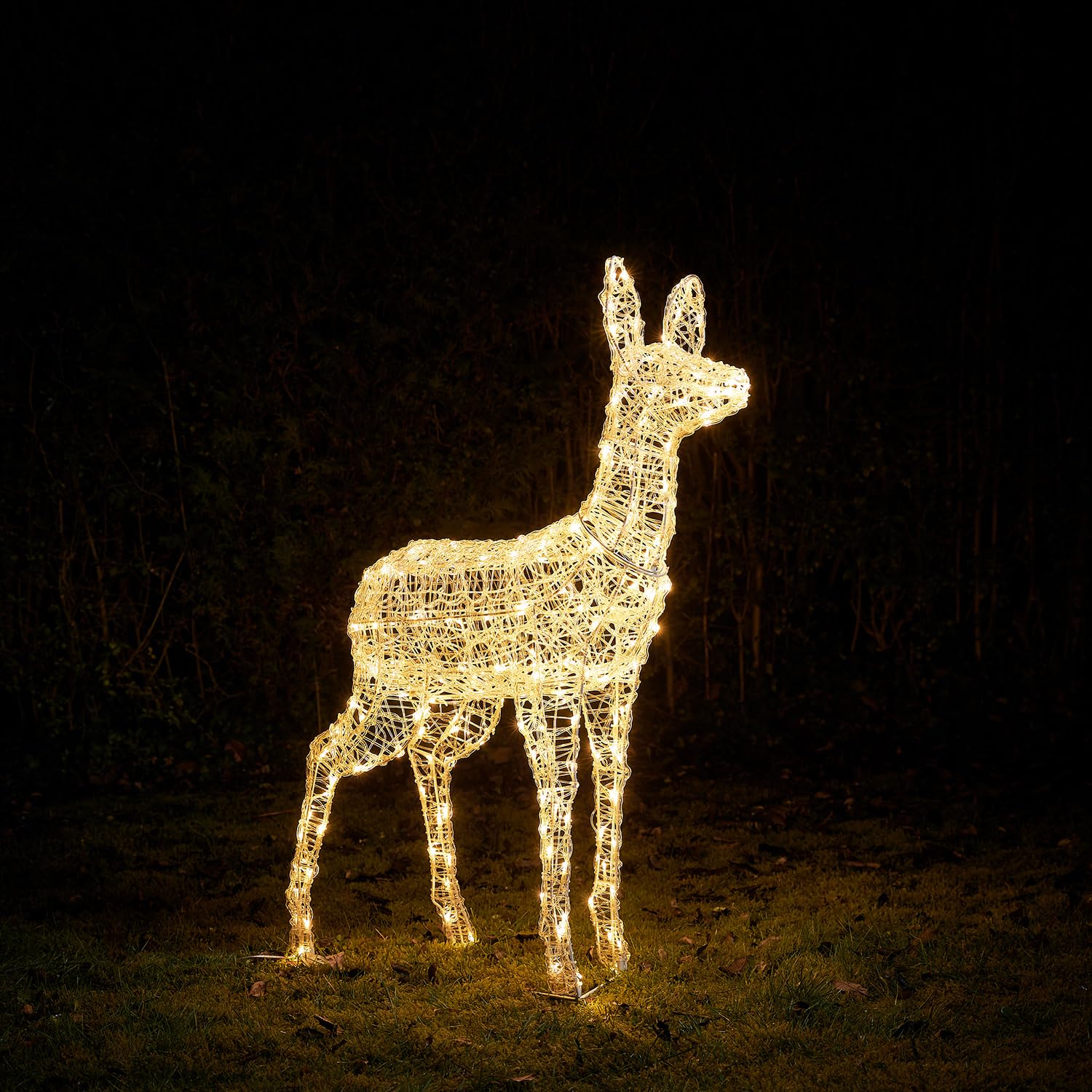 Lights4fun 3-in-1 Swinsty LED Rentier Figur Mutter 105cm Timer Weihnachtsbeleuchtung Außen und Innen