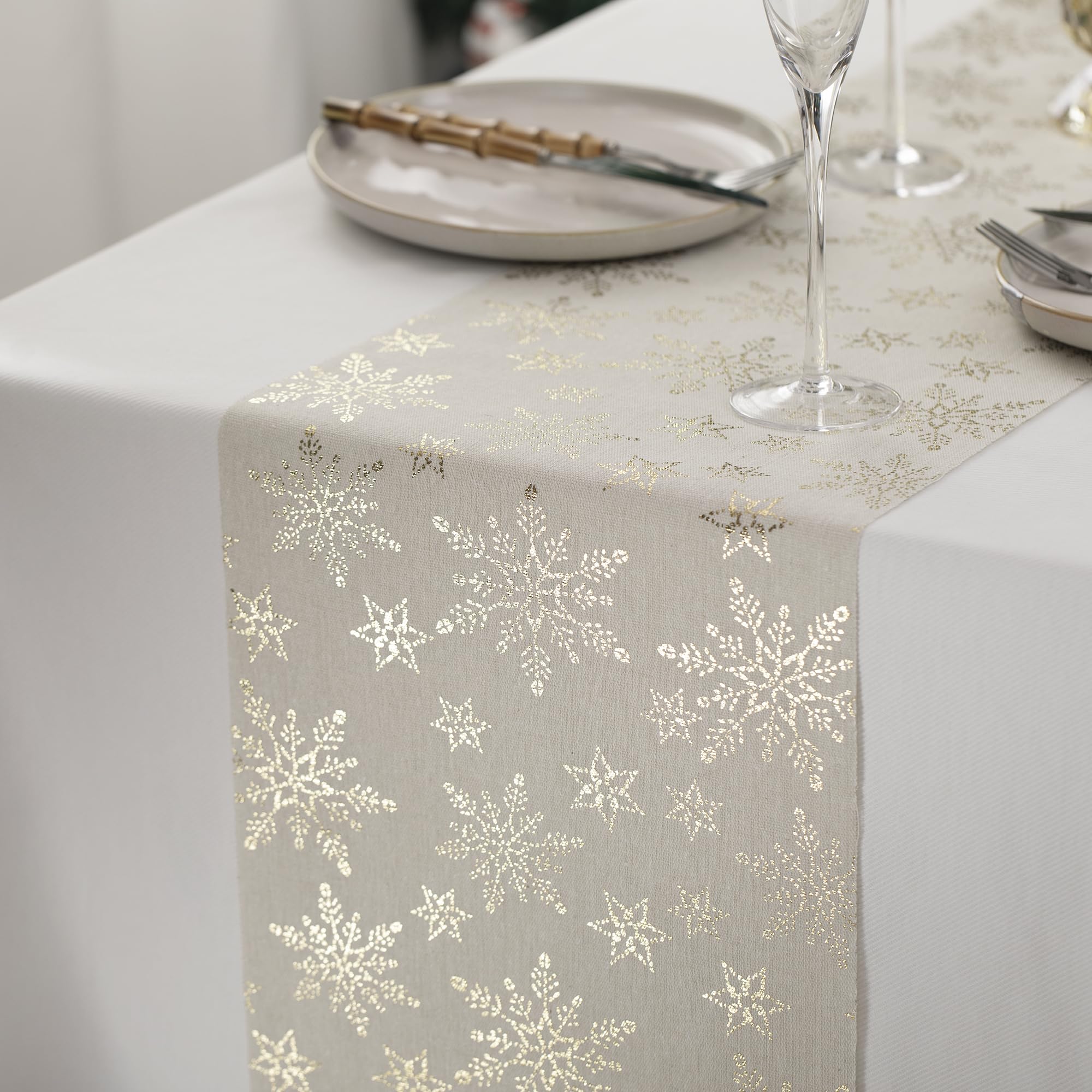 WELTRXE Table Runner with Snowflake Gold Foil, 28cmx5m Faux Linen Polyester-Cotton Table Runner Roll, Cuttable, Reusable, Sparkling Table Decoration for Wedding Birthday Party Christmas Dinner Decor