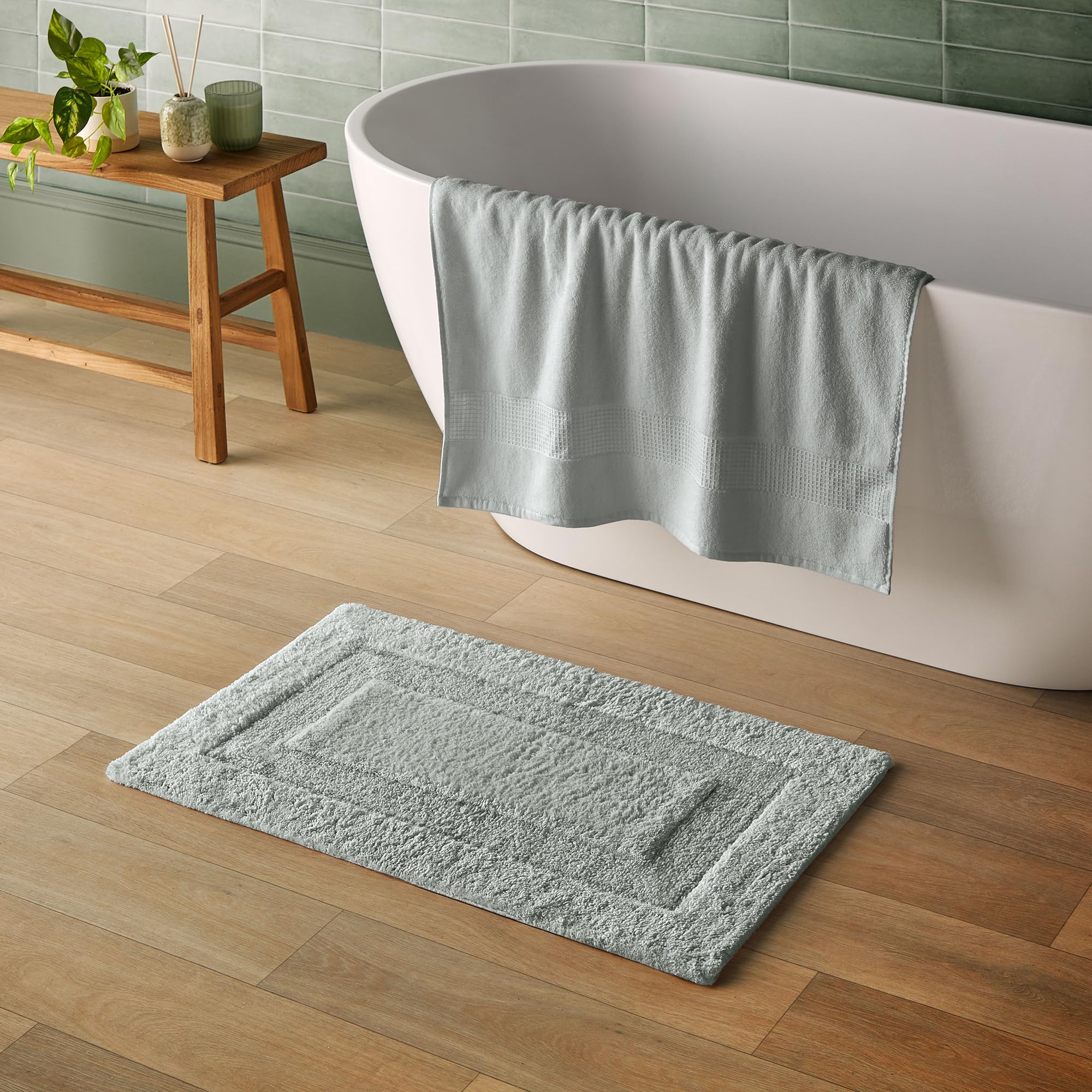 Silentnight Supersoft Bathmat Grey - Super Soft & Super Absorbent 100% Cotton BCI - Quick Drying Plush Texture Non-Slip Base Bathmat - 80 x 50cm - Machine Washable, Grey