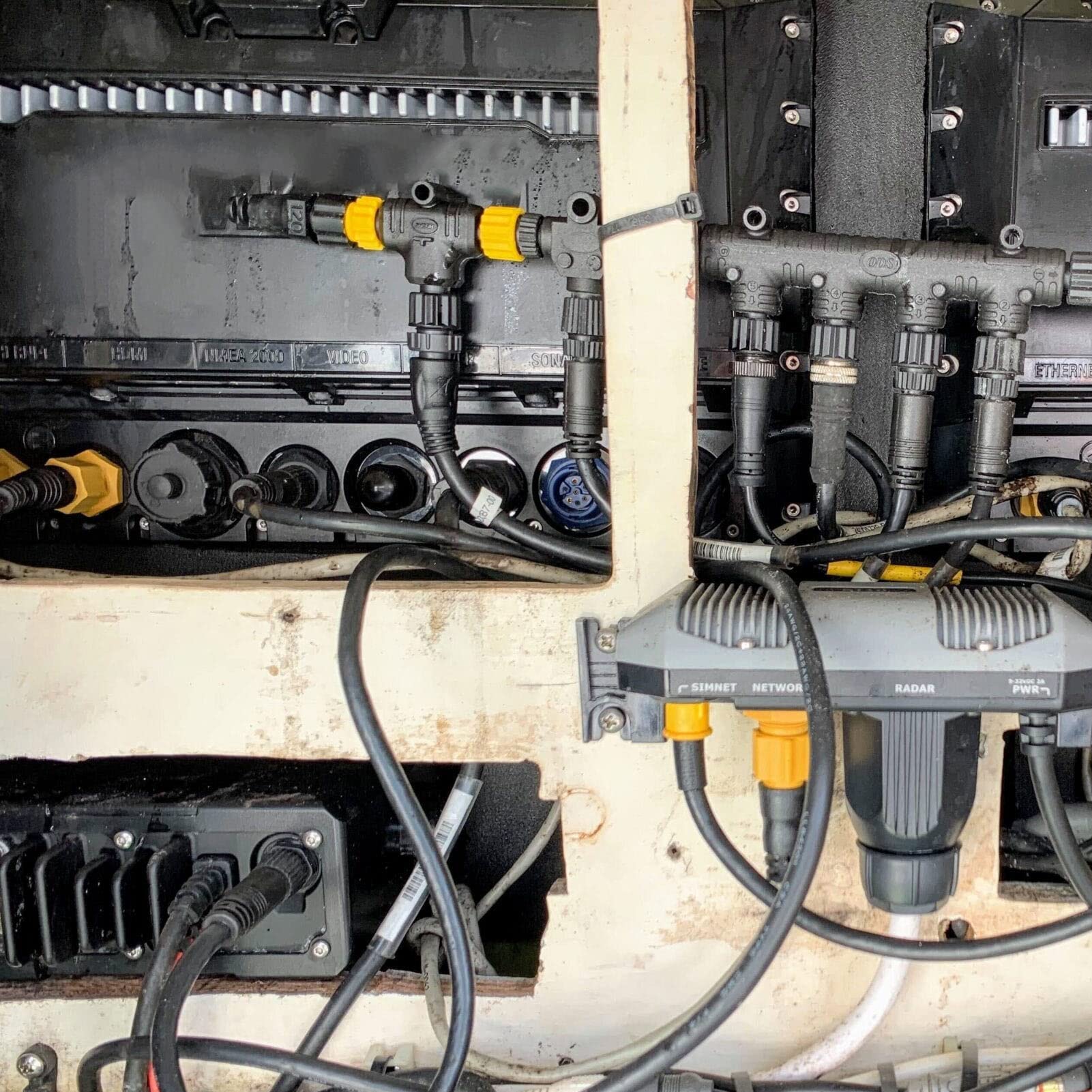 High Compatibility with ABS Material 5 Pin Connector, IP67 NMEA 2000 4 Port T Connector for Lowrance Simrad B G Navico