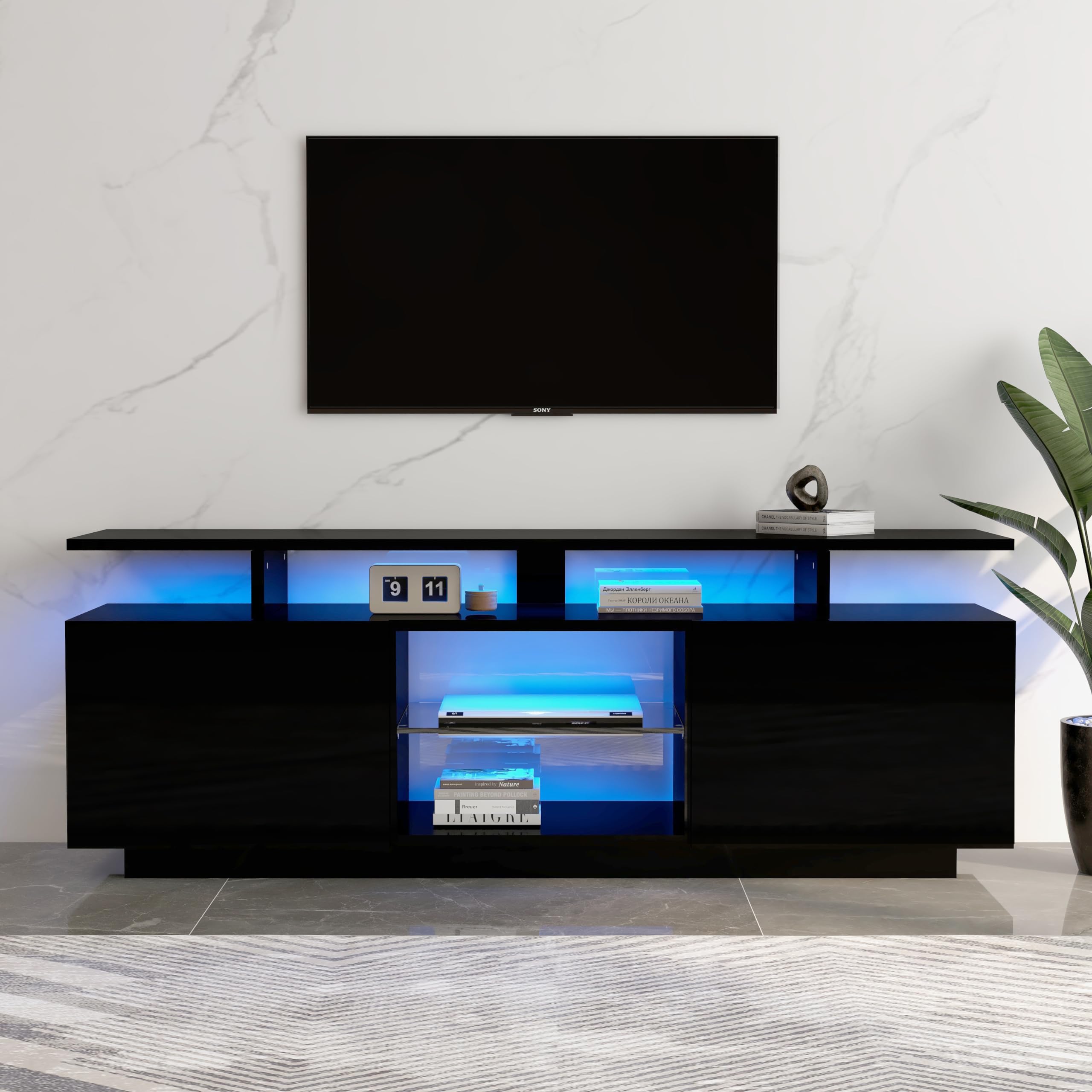 BTM schwarzer TV-Schrank mit 16-Farben-LED-Beleuchtung, 1,4 m Länge – stilvoller Aufbewahrungsschrank für 60-Zoll-Fernseher, Lichtleiste, Hochglanz-Türpaneel mit Glasfach,TV Board