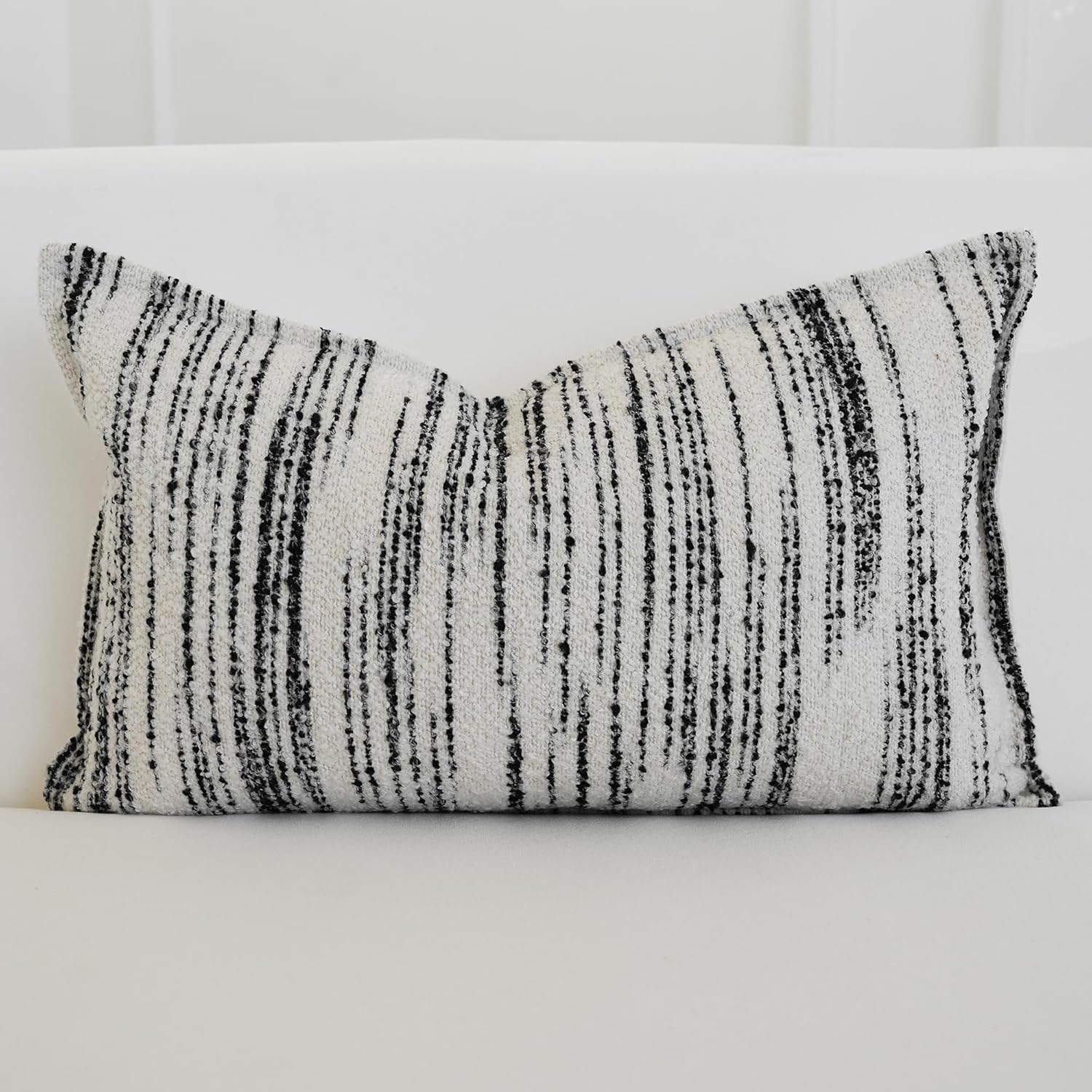 THE-TINOART White & Black Boucle Jacquard Lumbar Pillow Cover - Modern Geometric Pattern for Sofa and Bed, Luxury Woven Textured Pillow Case, 12x20 Inches