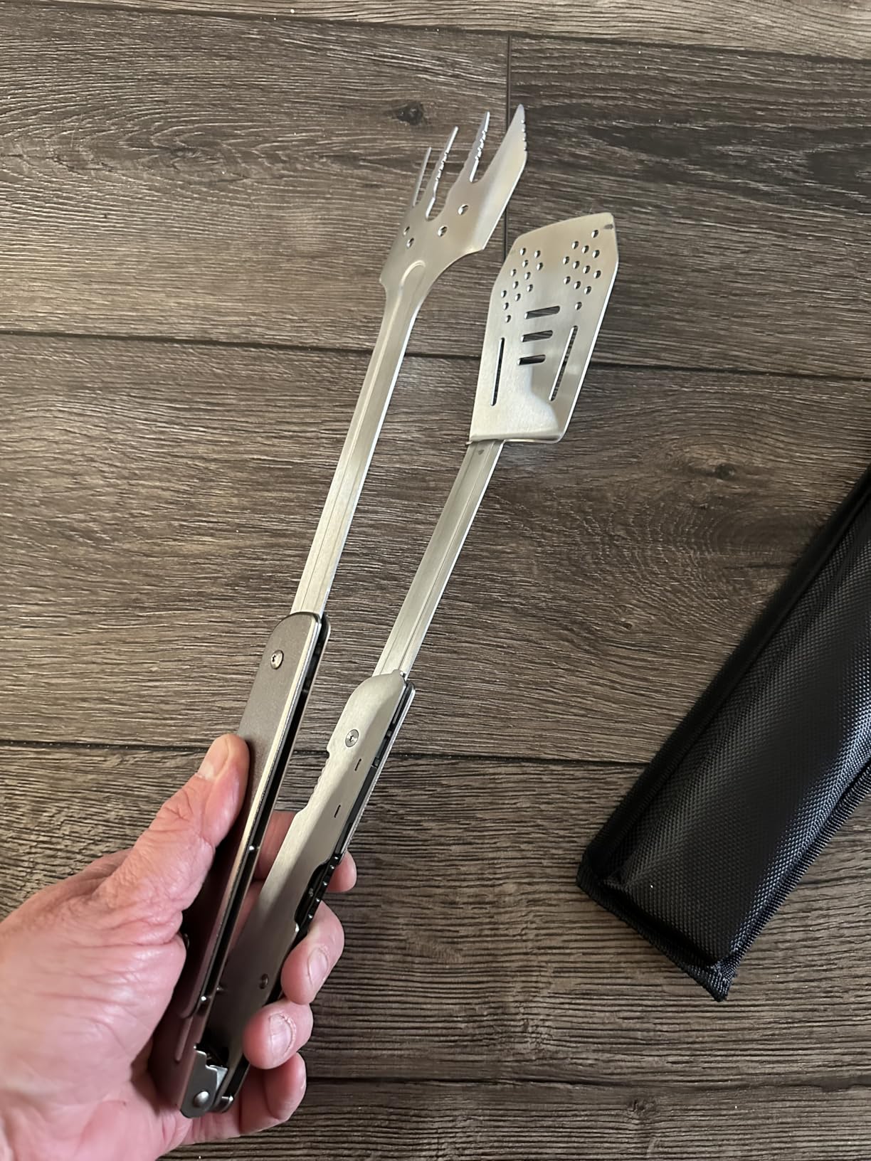 Assembled ROXON S601 tongs with fork and spatula ends