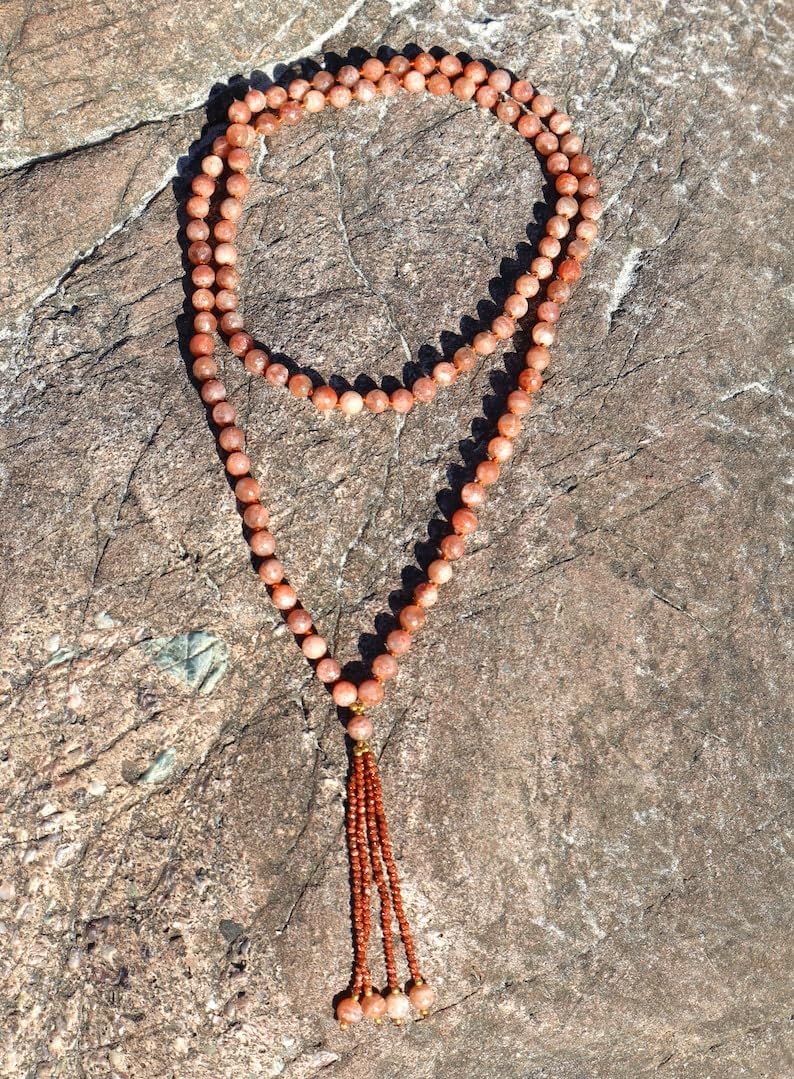 Naturalny kamień słoneczny, 8 mm, 108 koralików mala, duchowe, koraliki medytacyjne, Reiki, Japa Mala, buddyjskie koraliki modlitewne, bransoletka do jogi, koraliki lecznicze