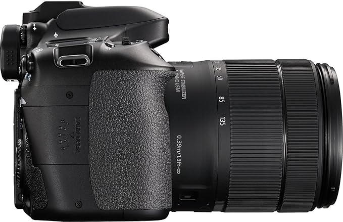 Canon EOS 80D con lente EF-S 18-135mm estabilizado miniatura 5