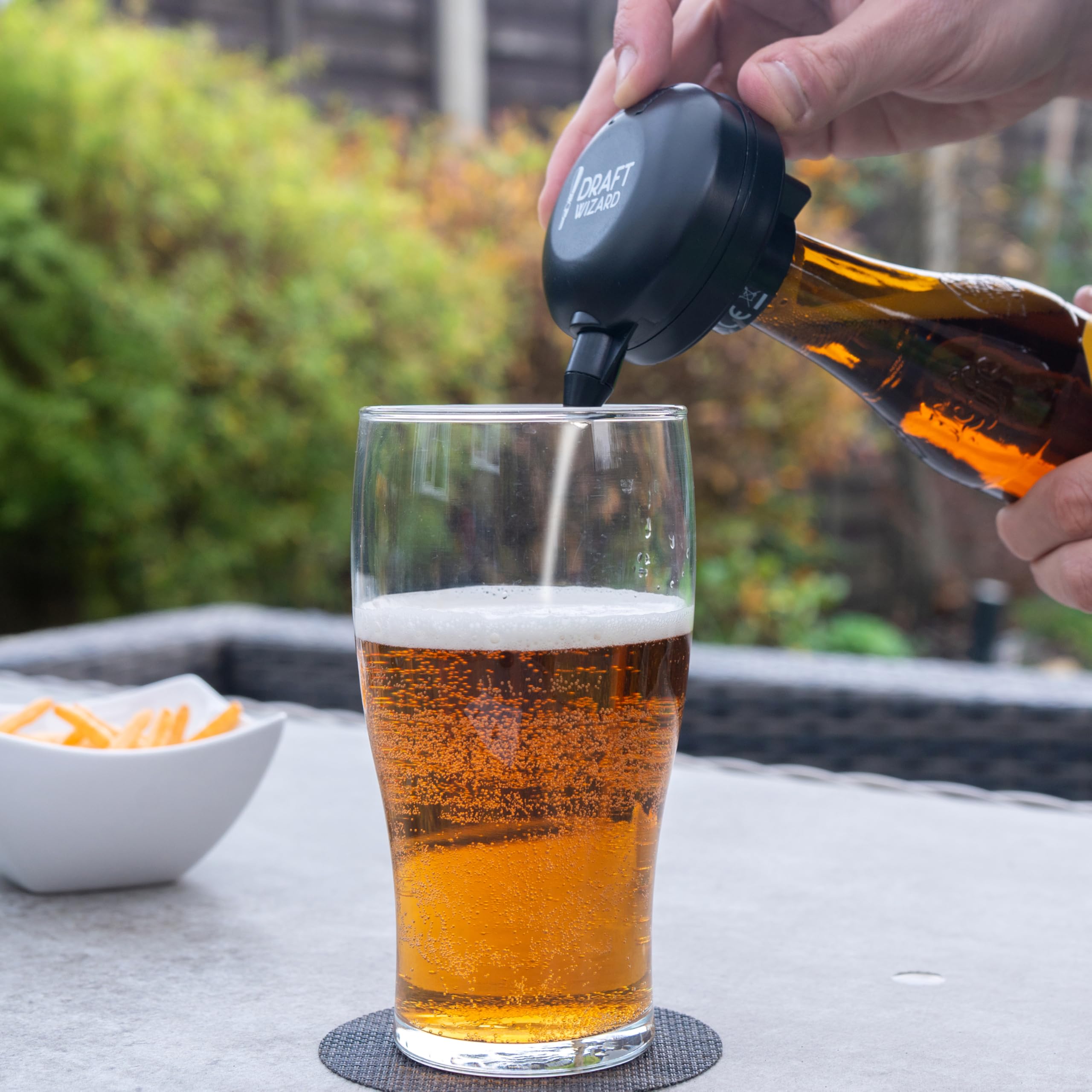 Menkind Draft Wizard On The Go Dispensador ultrasónico de cerveza espumante ultraportátil